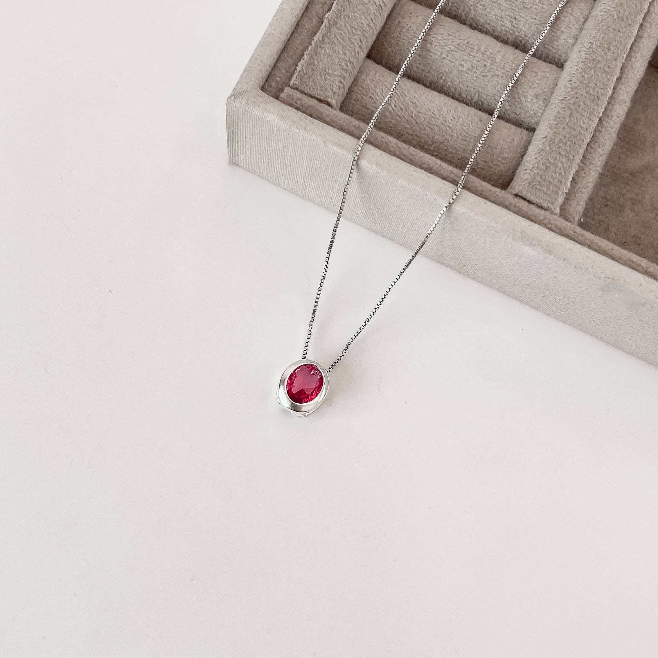 Colar zircônia oval cereja 11mm 45cm