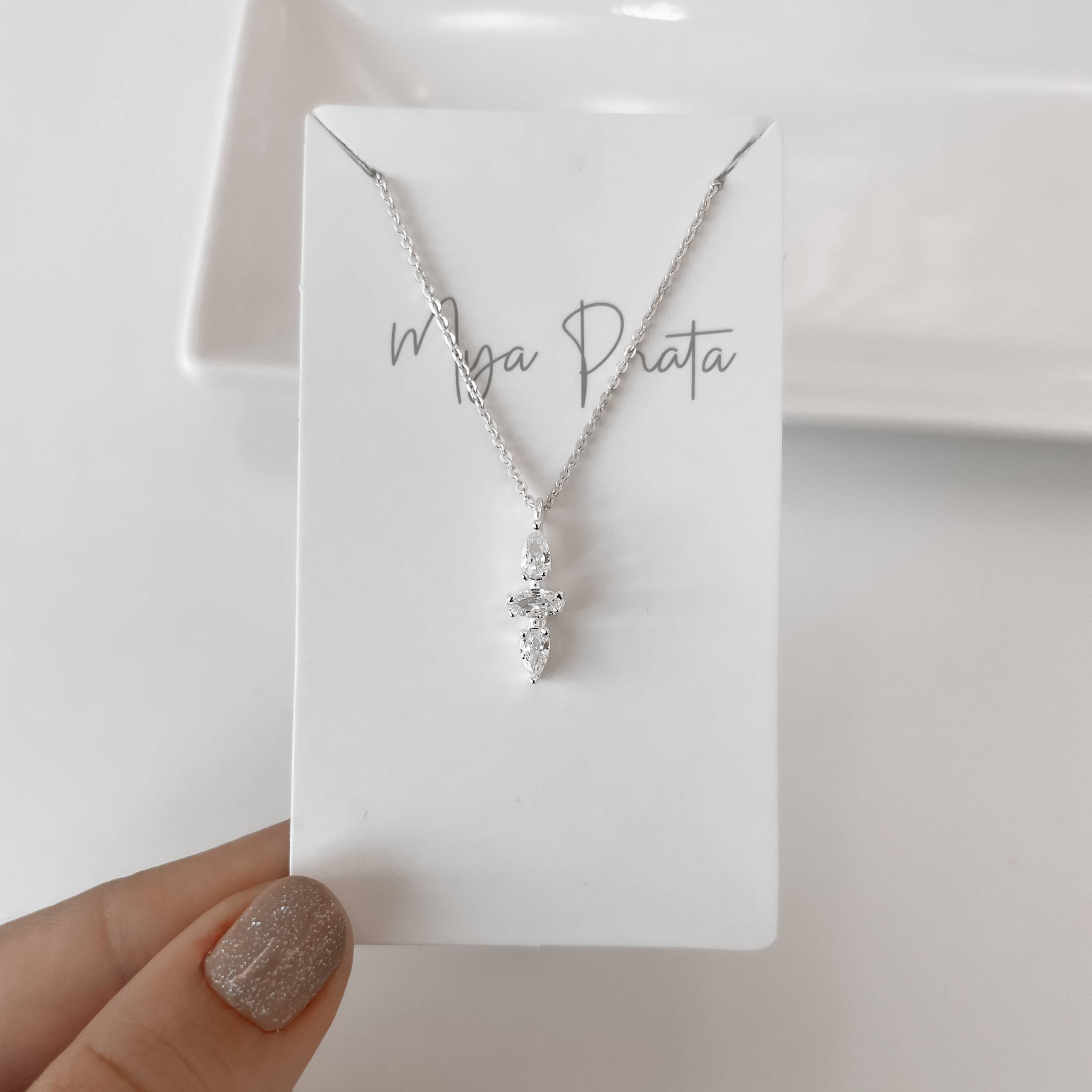 Imagem Secundária Colar pingente zircônias 17mm corrente cadeadinho 45cm