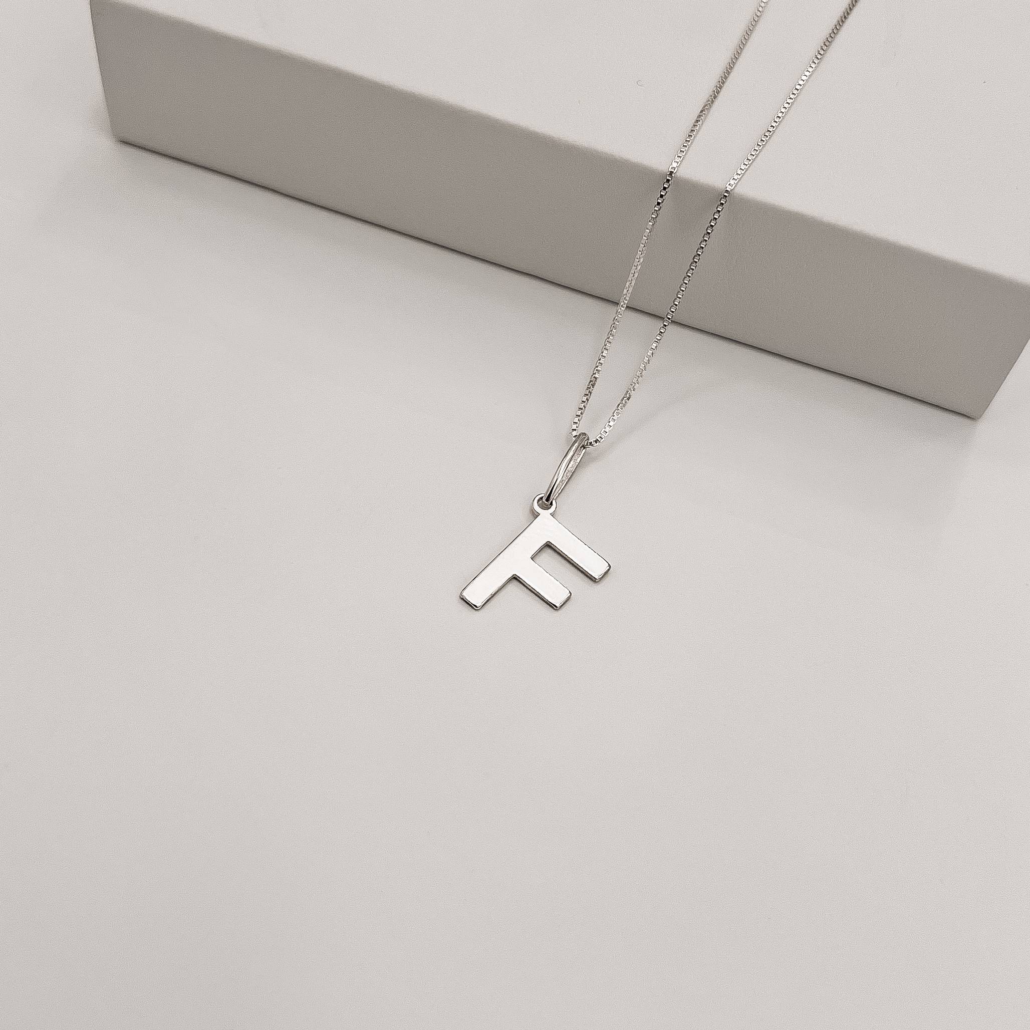 Imagem Colar pingente letra F 45cm