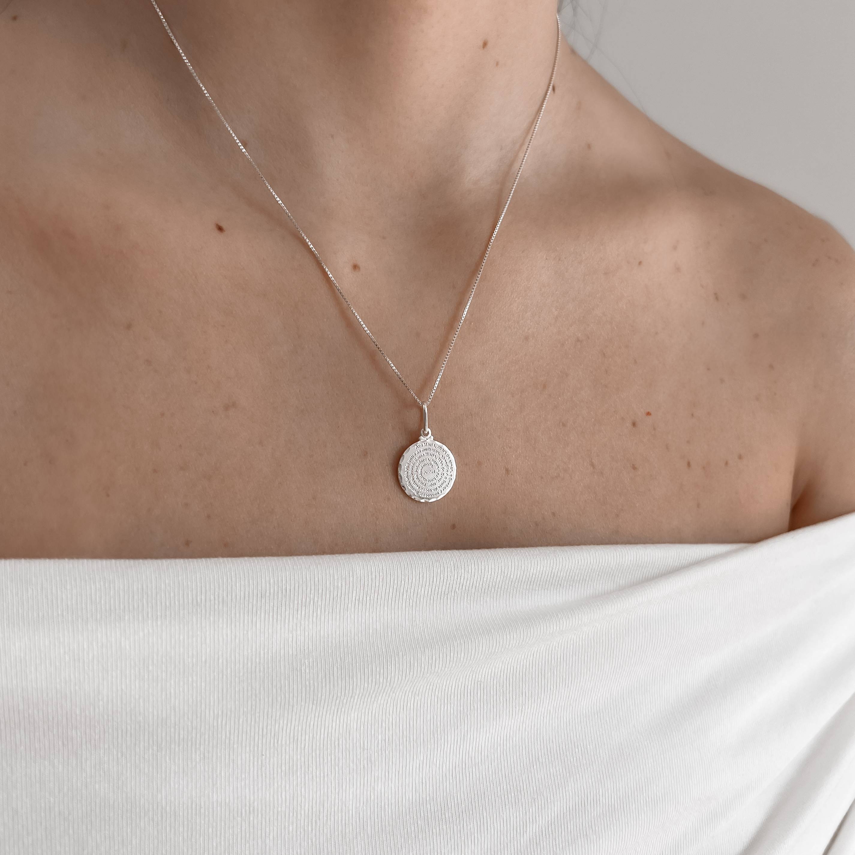 Imagem Colar pingente medalha Ave Maria 15mm 45cm