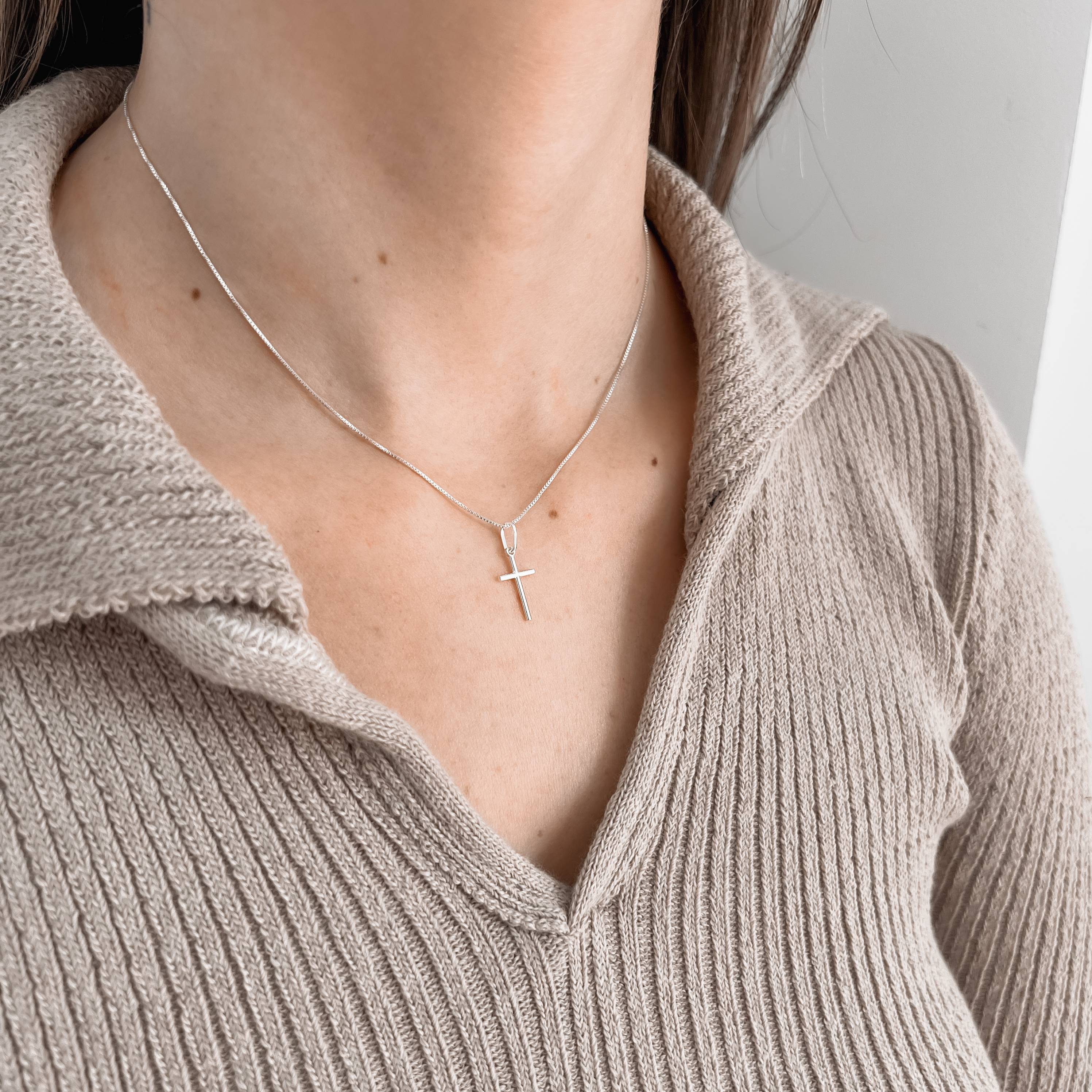 Colar pingente cruz palito 14mm 40cm