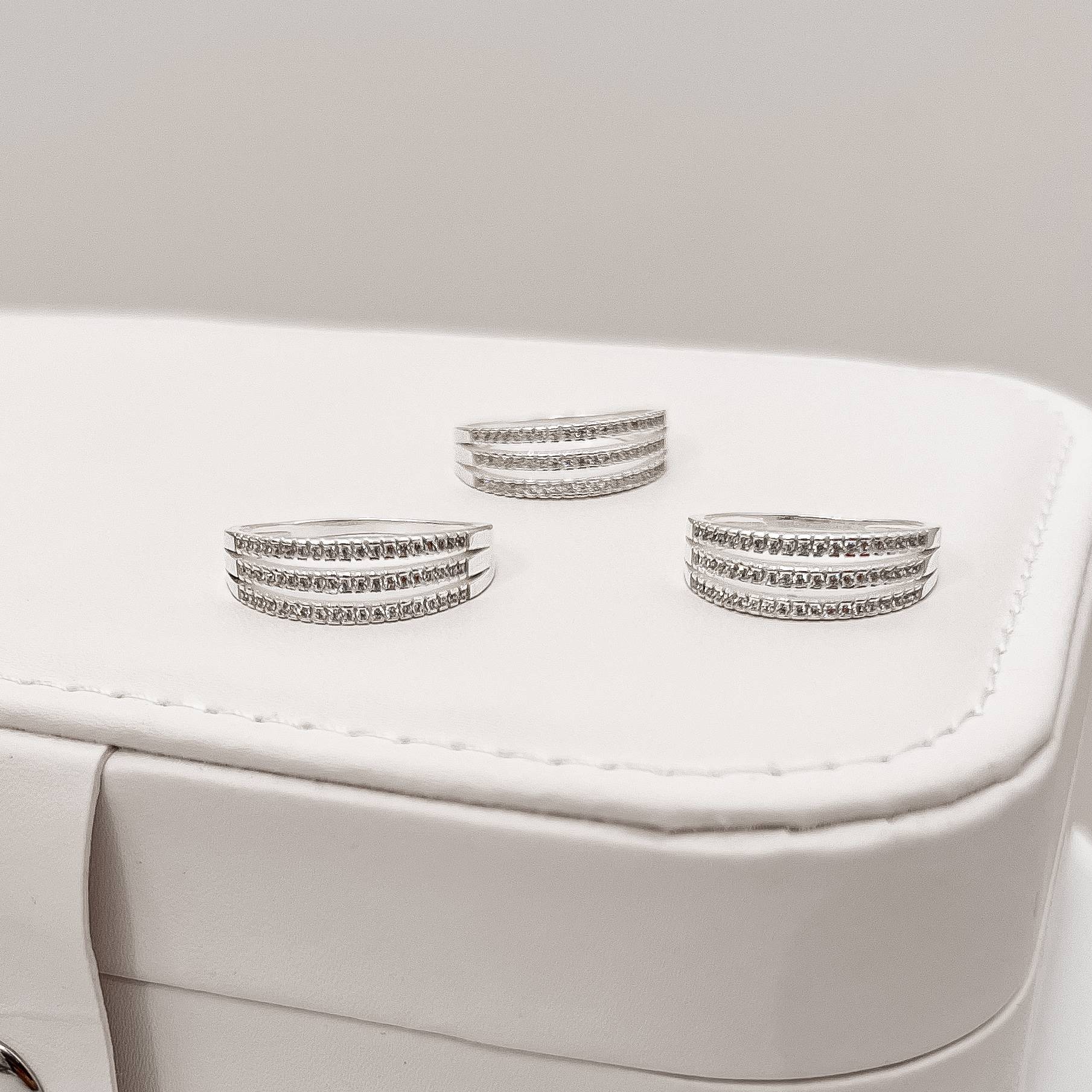 Imagem Secundária Anel fio triplo meia aliança