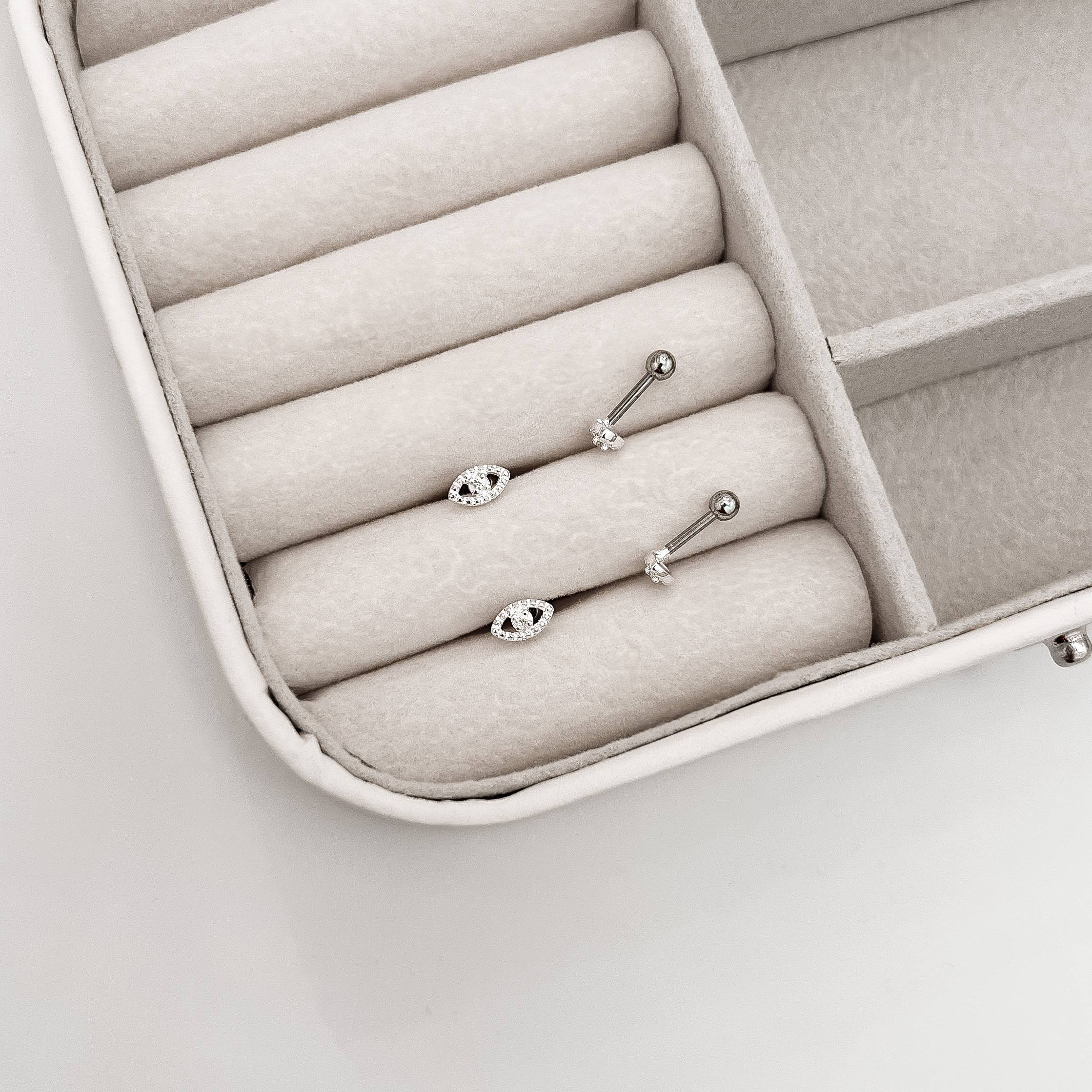 Piercing haste olho cravejado 6mm