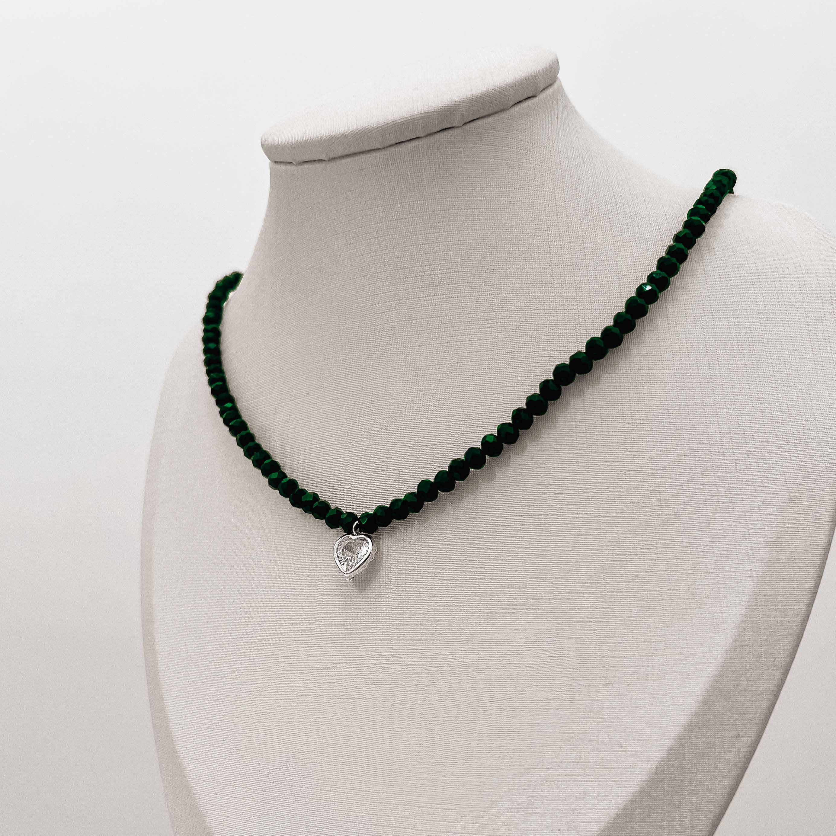 Choker cristal verde escuro 4mm pingente zircônia coração cristal 8mm 40+5cm