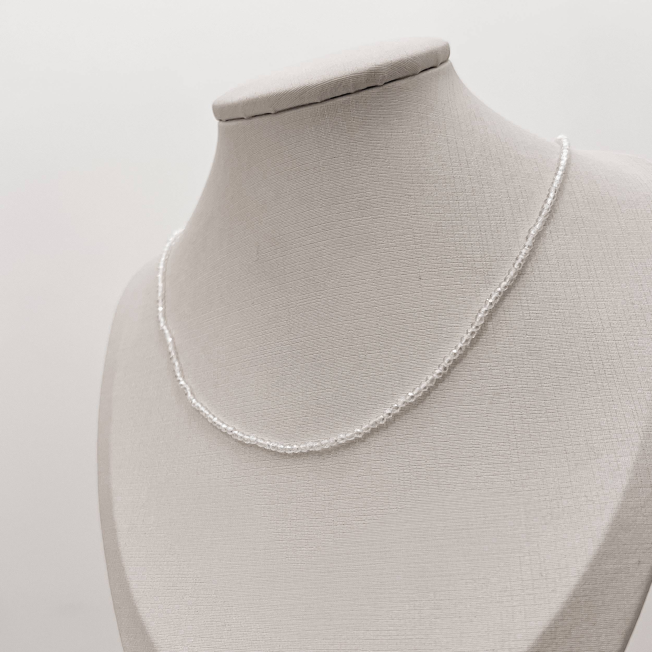 Imagem Secundária Choker zircônia redonda facetada cristal 2mm com alongadora