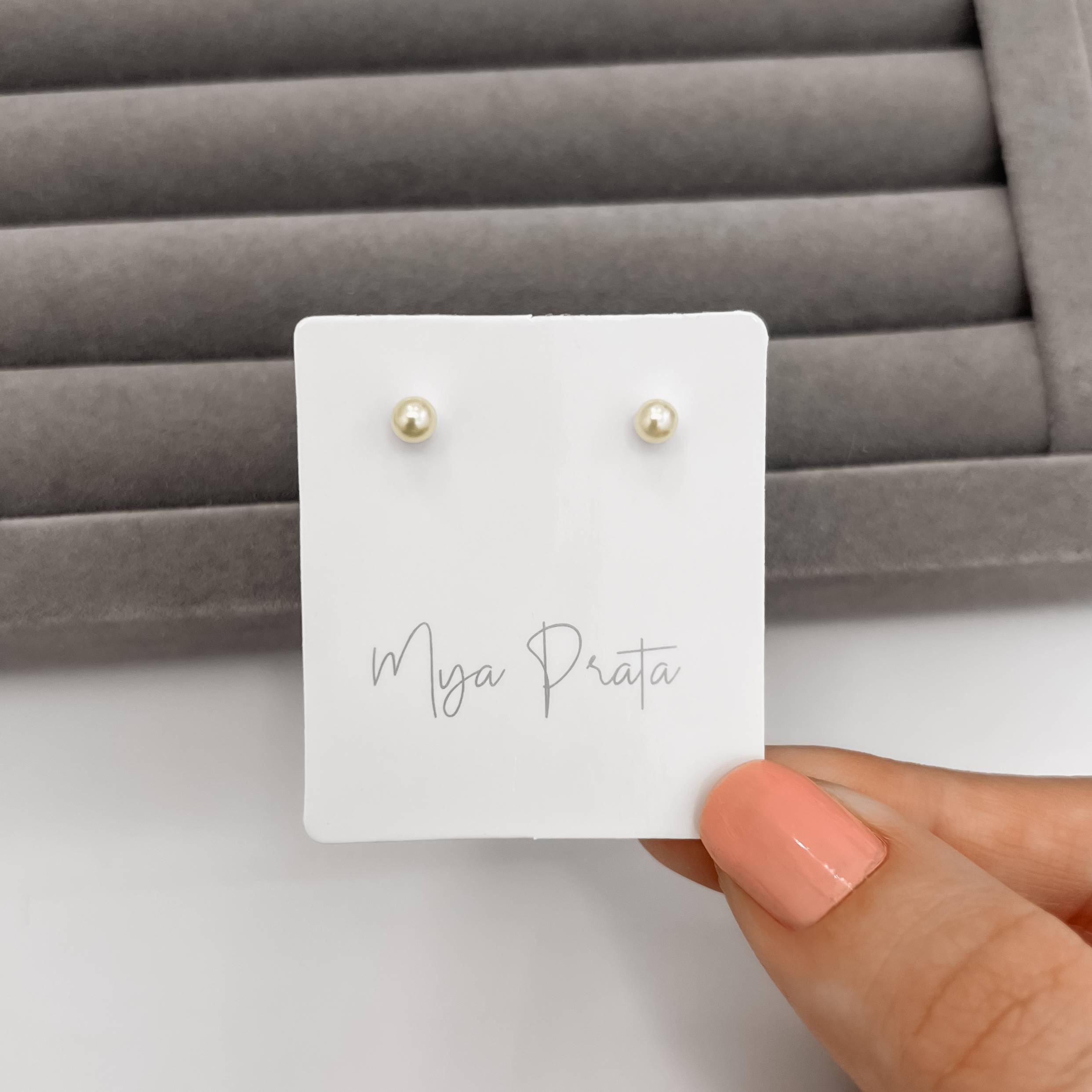 Imagem Brinco infantil pérola 4mm tarraxa baby