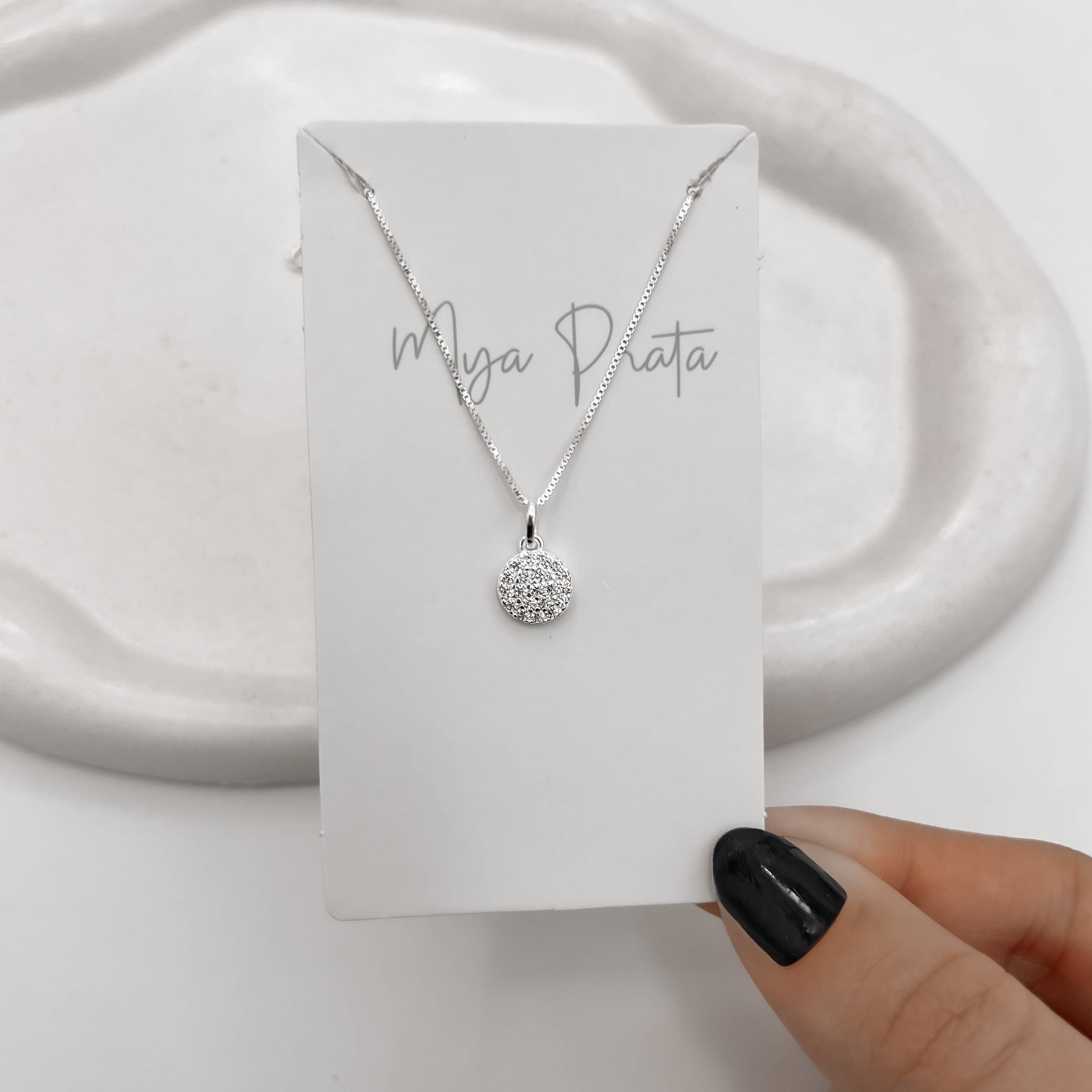 Imagem Secundária Colar pingente botão com zircônias 8mm 40cm