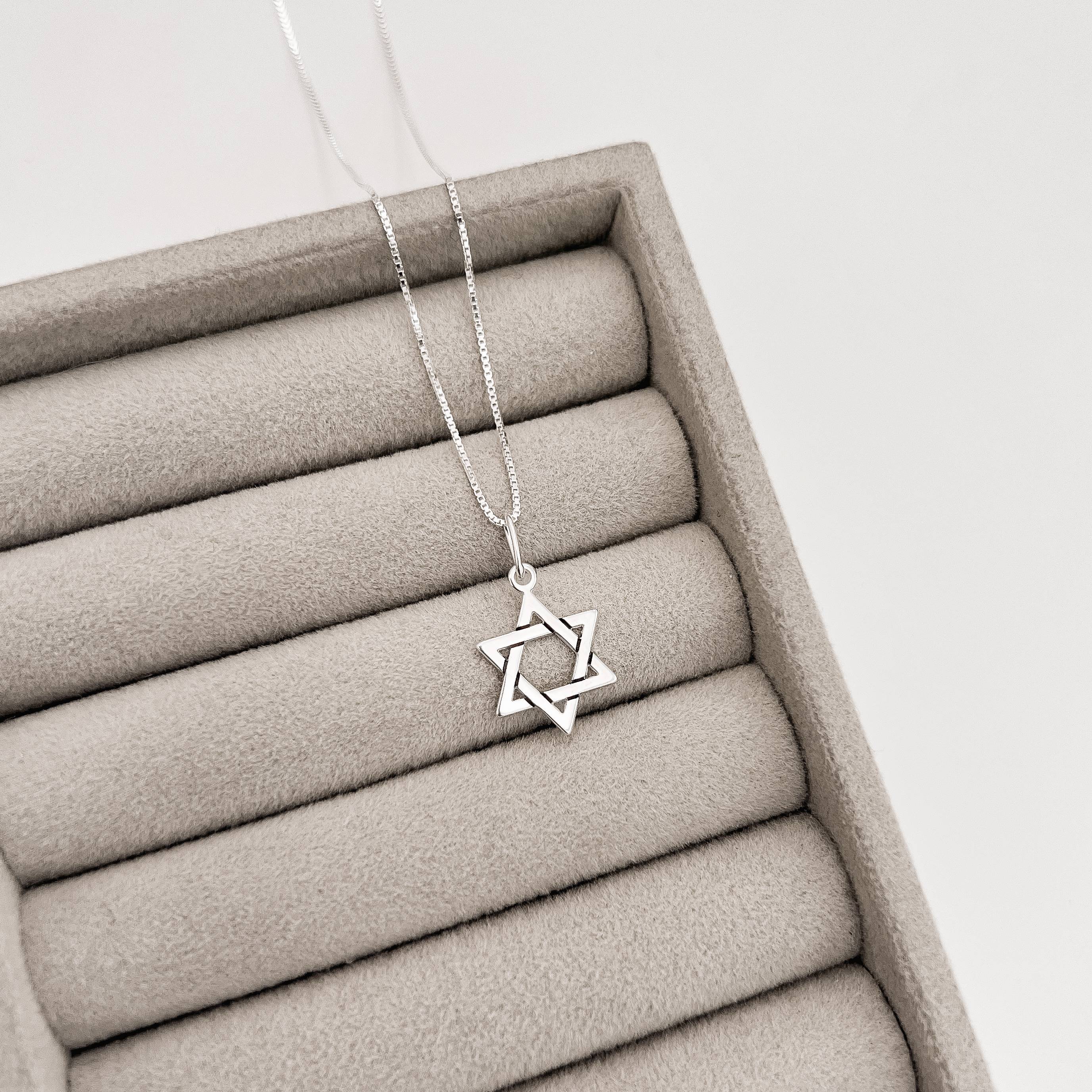 Imagem Colar pingente estrela de Davi 14mm 45cm