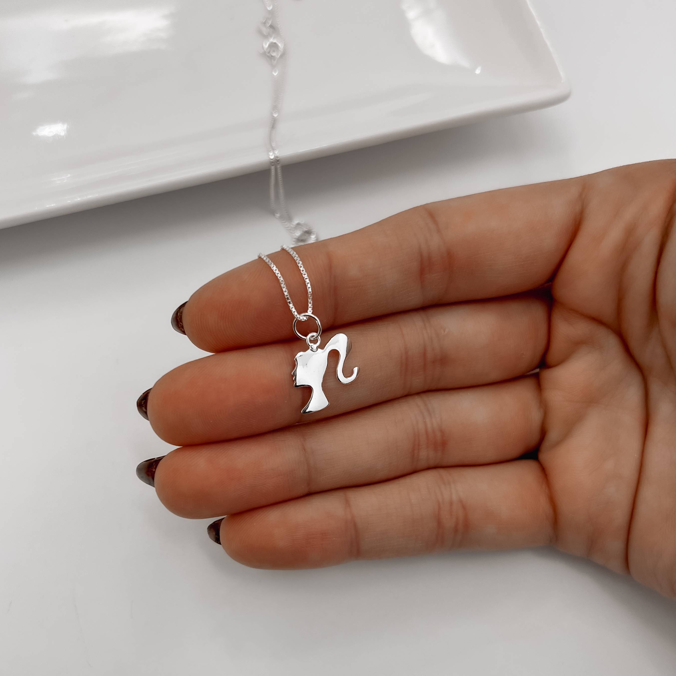 Imagem Secundária Colar pingente barbie 12mm 45cm