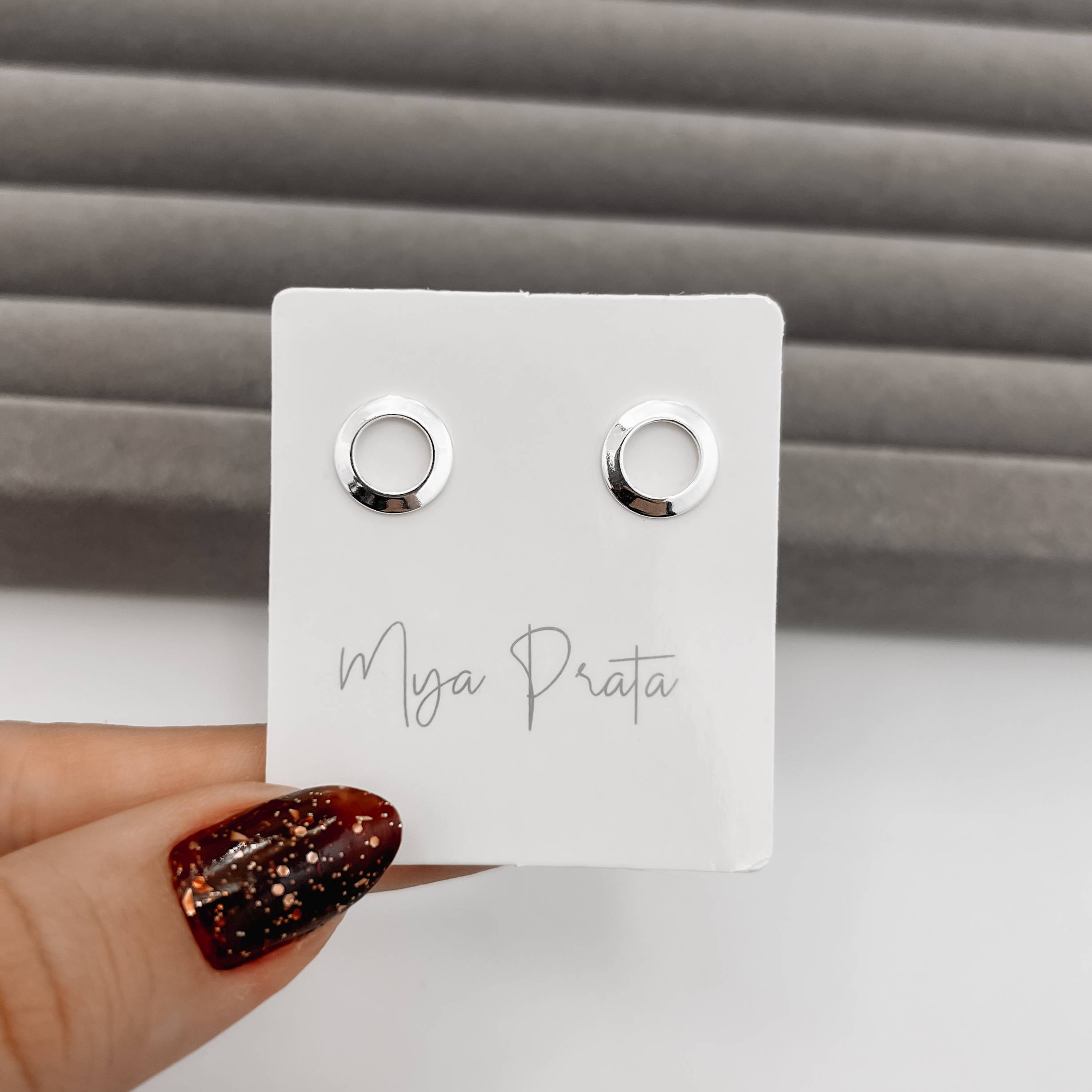 Imagem Secundária Brinco círculo vazado 10mm