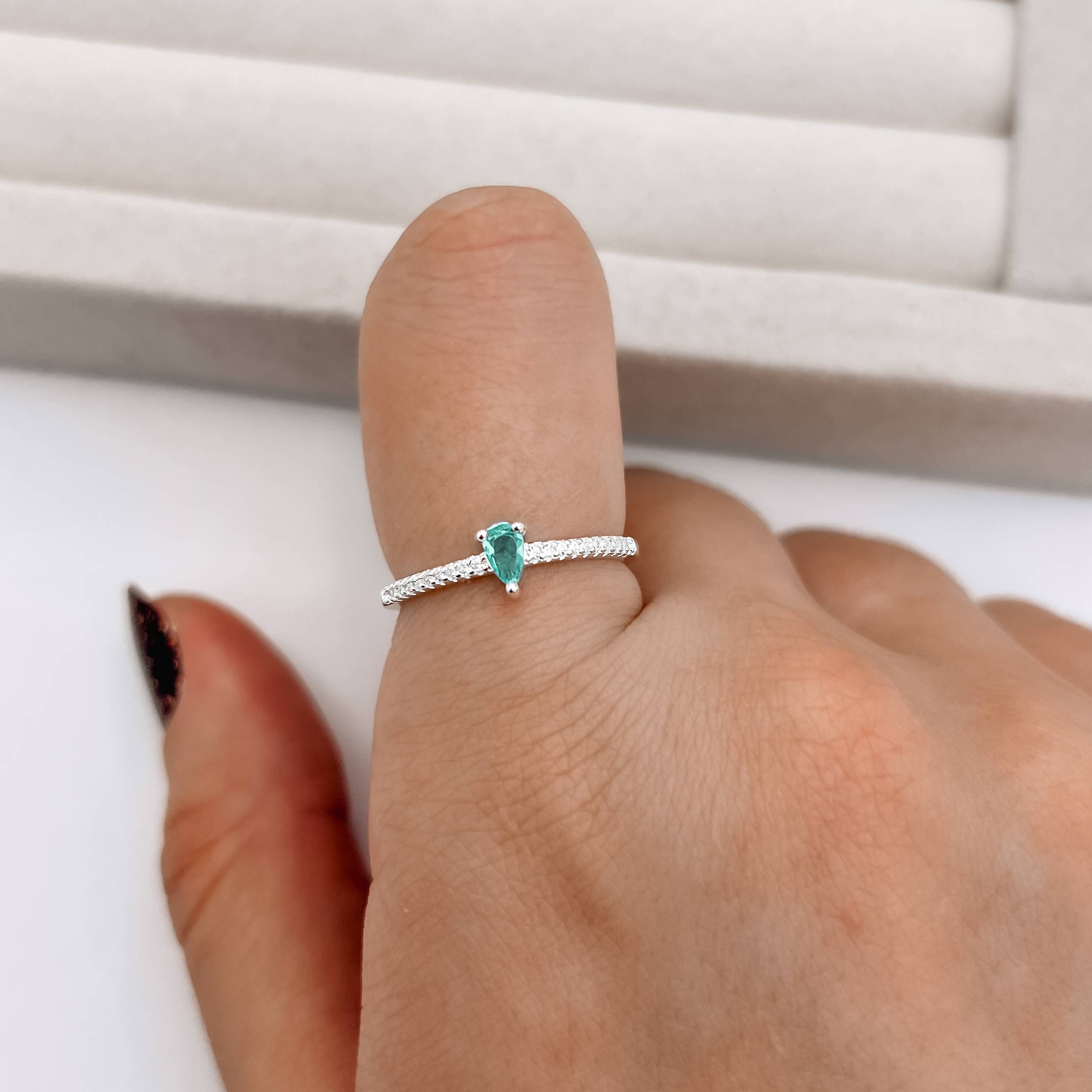 Imagem Anel meia aliança com zircônia gota acqua 5mm