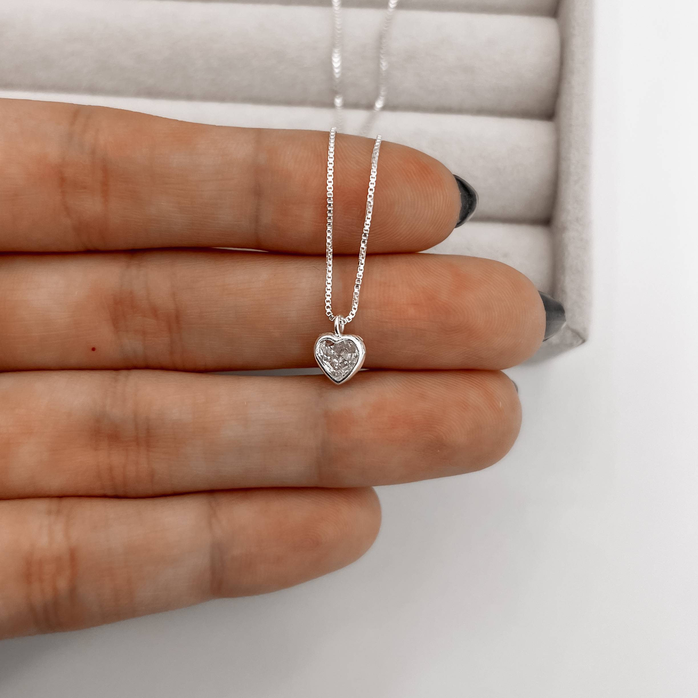 Imagem Secundária Colar zircônia coração cristal embutida 6mm 40cm