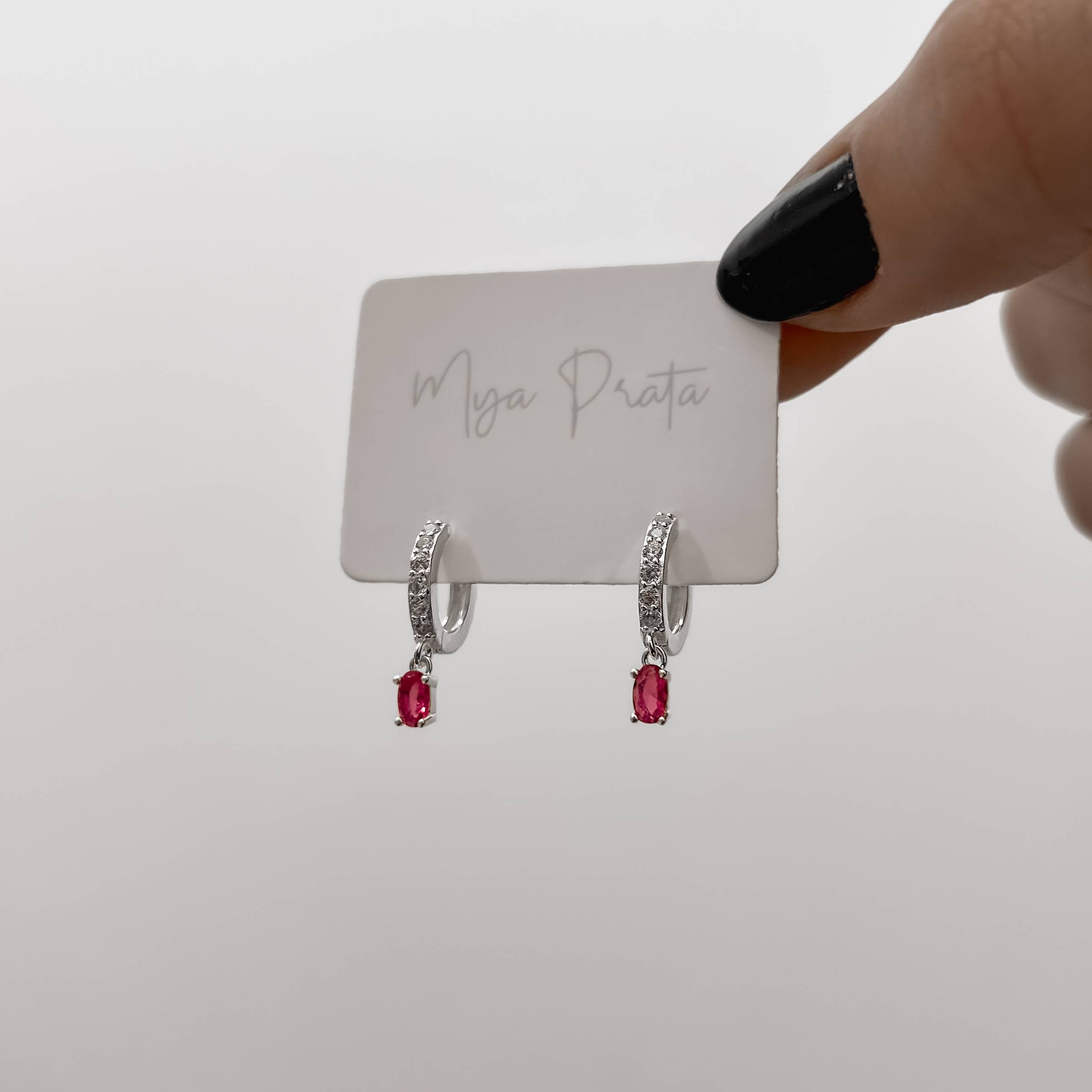 Imagem Secundária Argola click cravejada 11mm pingente zircônia oval cereja