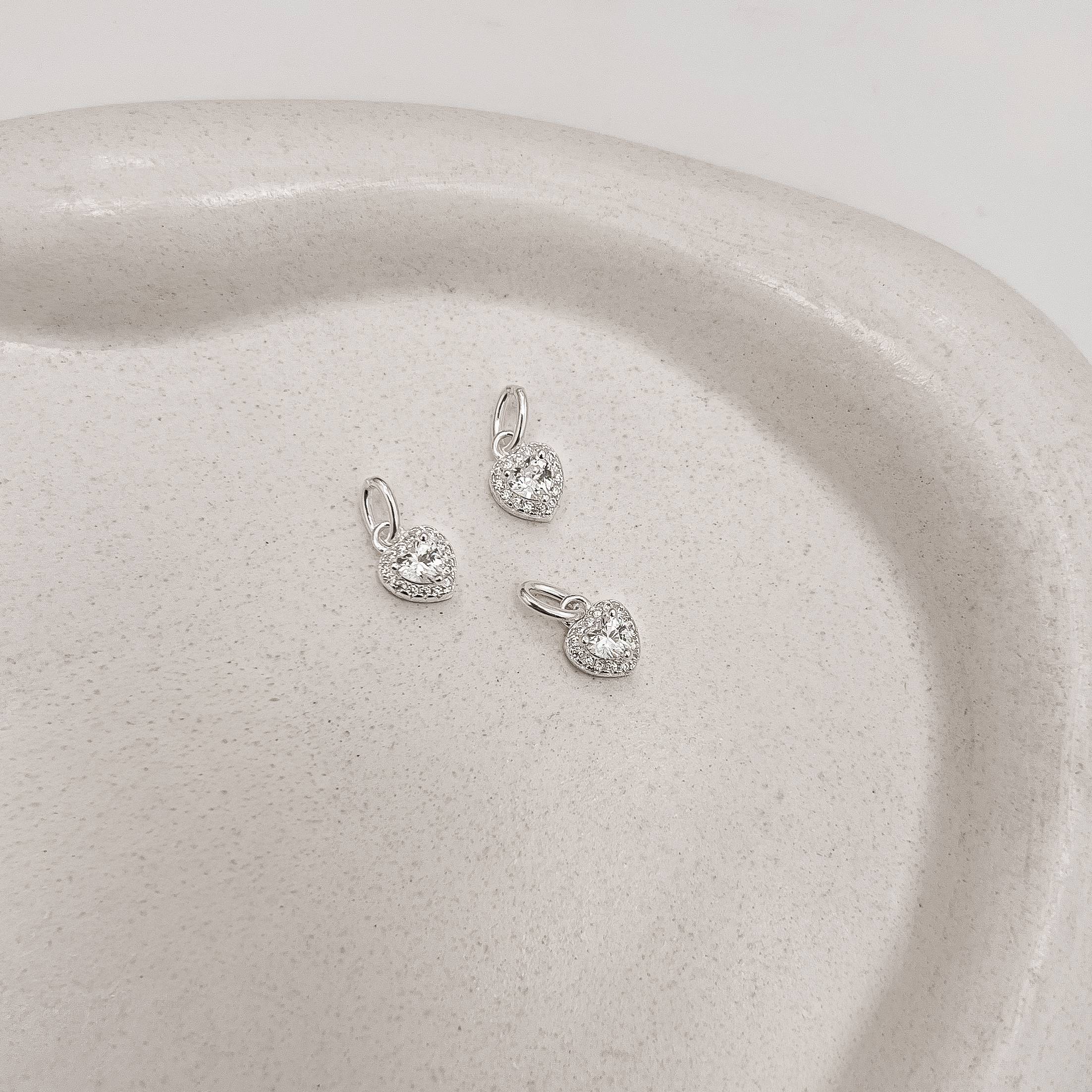 Pingente zircônia coração com cravejado 7mm