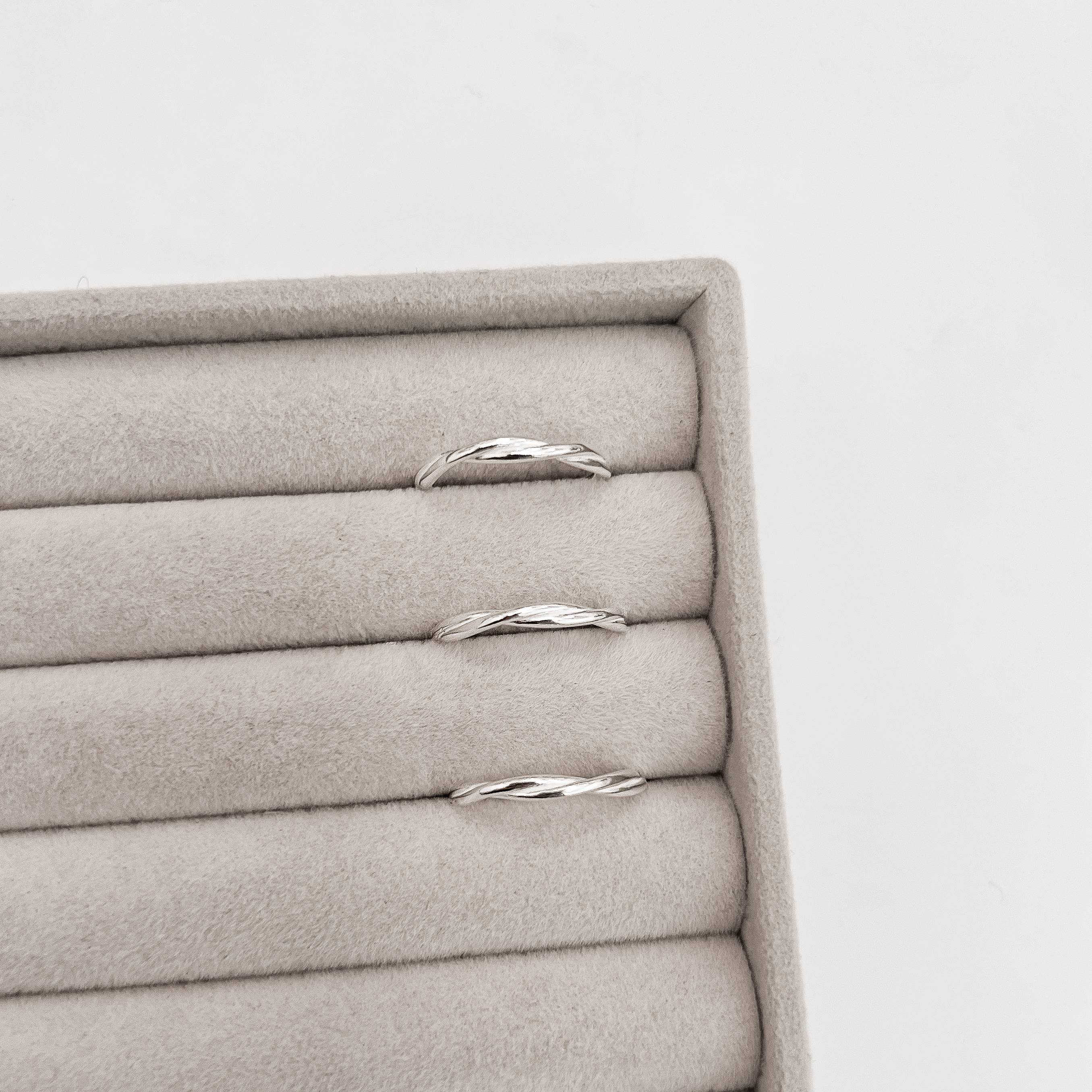 Imagem Anel trançado liso