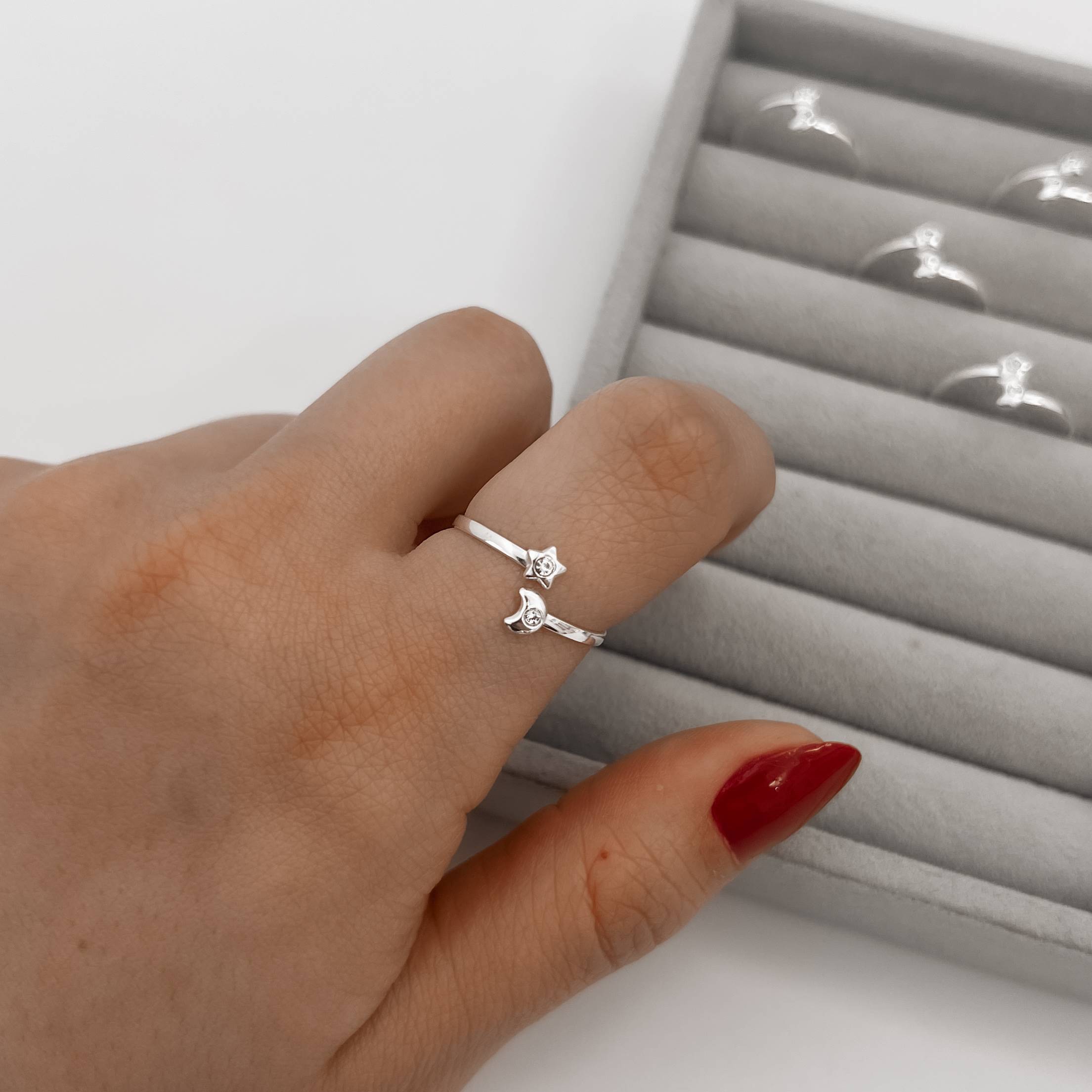 Imagem Secundária Anel lua e estrela com zircônia regulável P