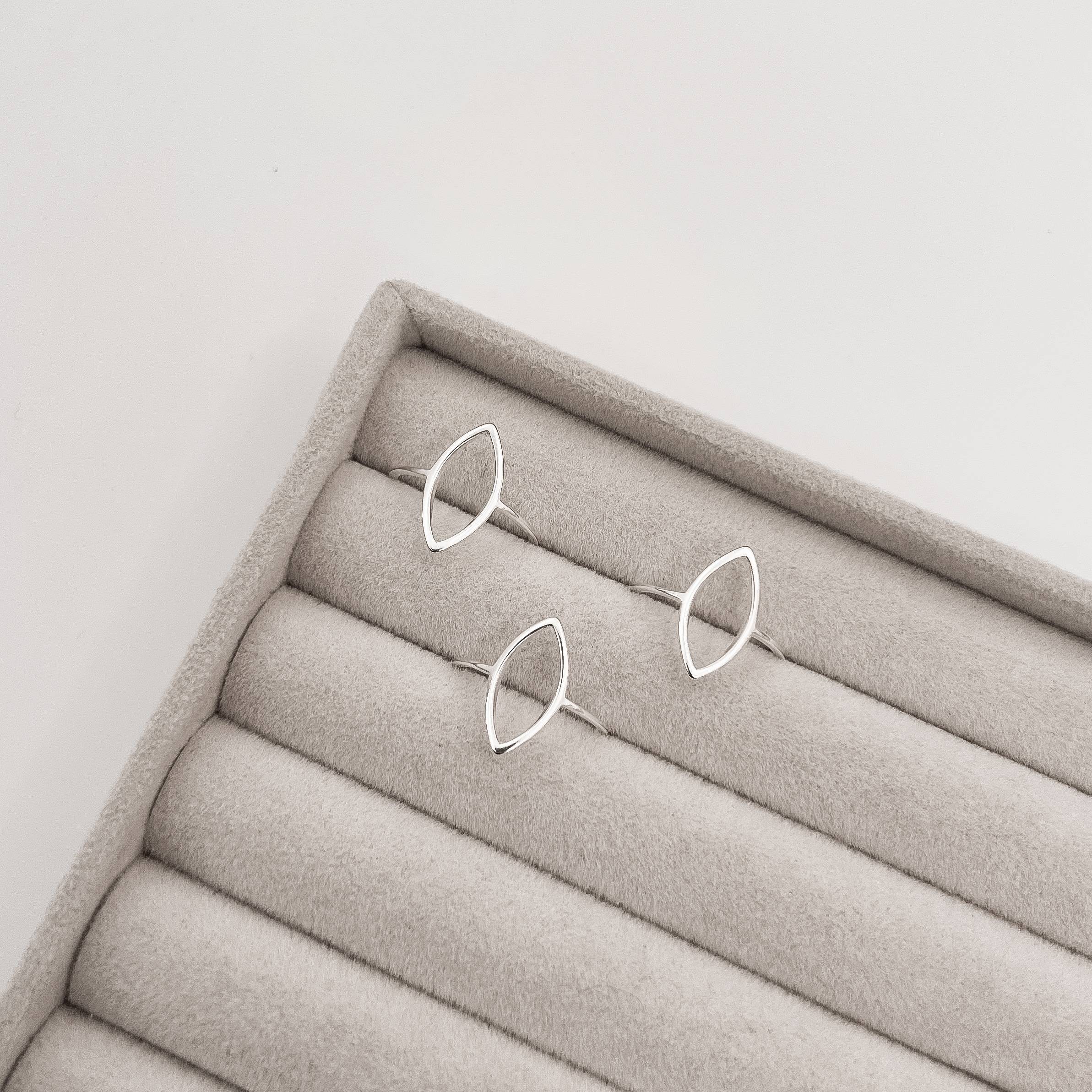 Imagem Secundária Anel navete vazado