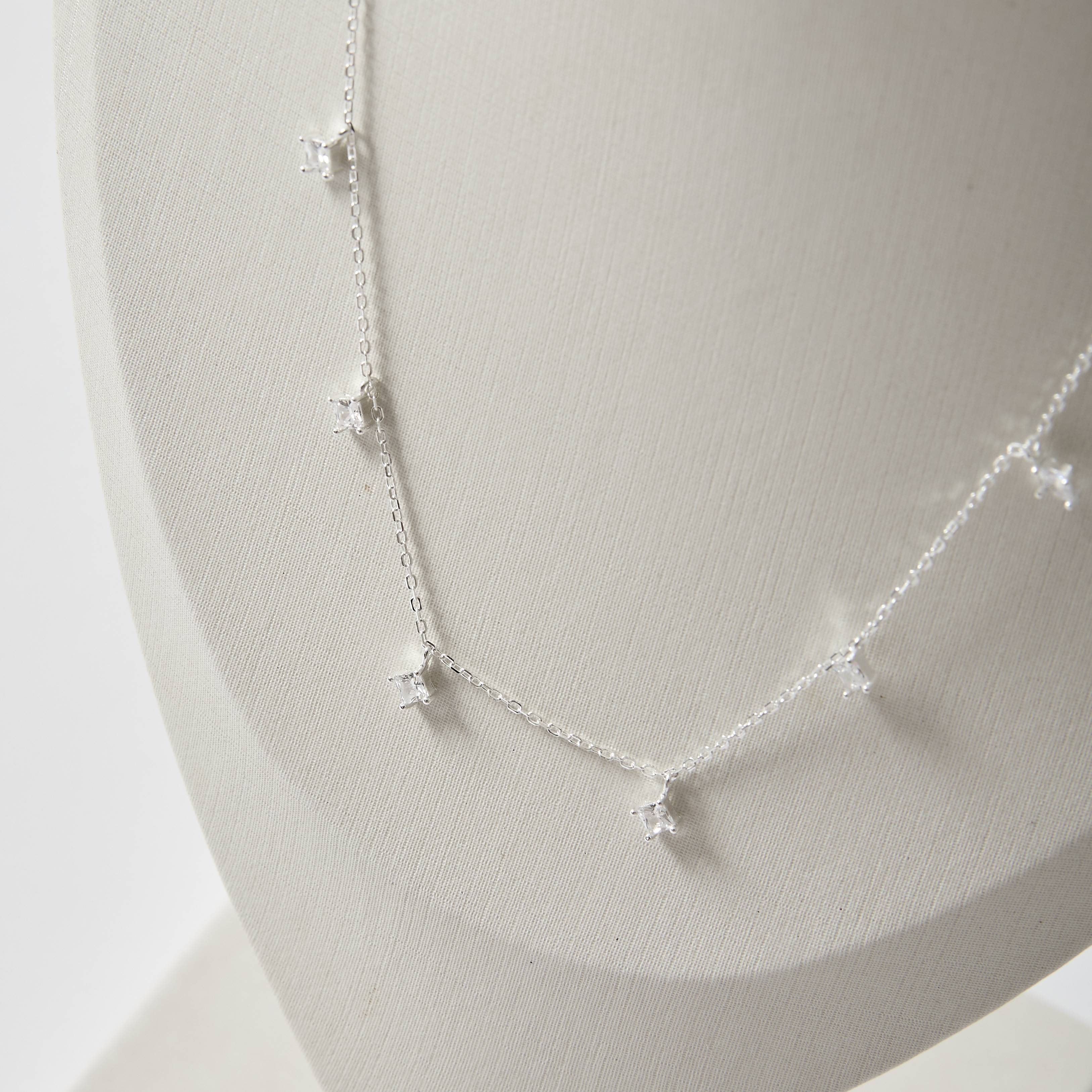 Imagem Secundária Colar pingentes zircônia losango 3mm corrente cadeado 40+5cm