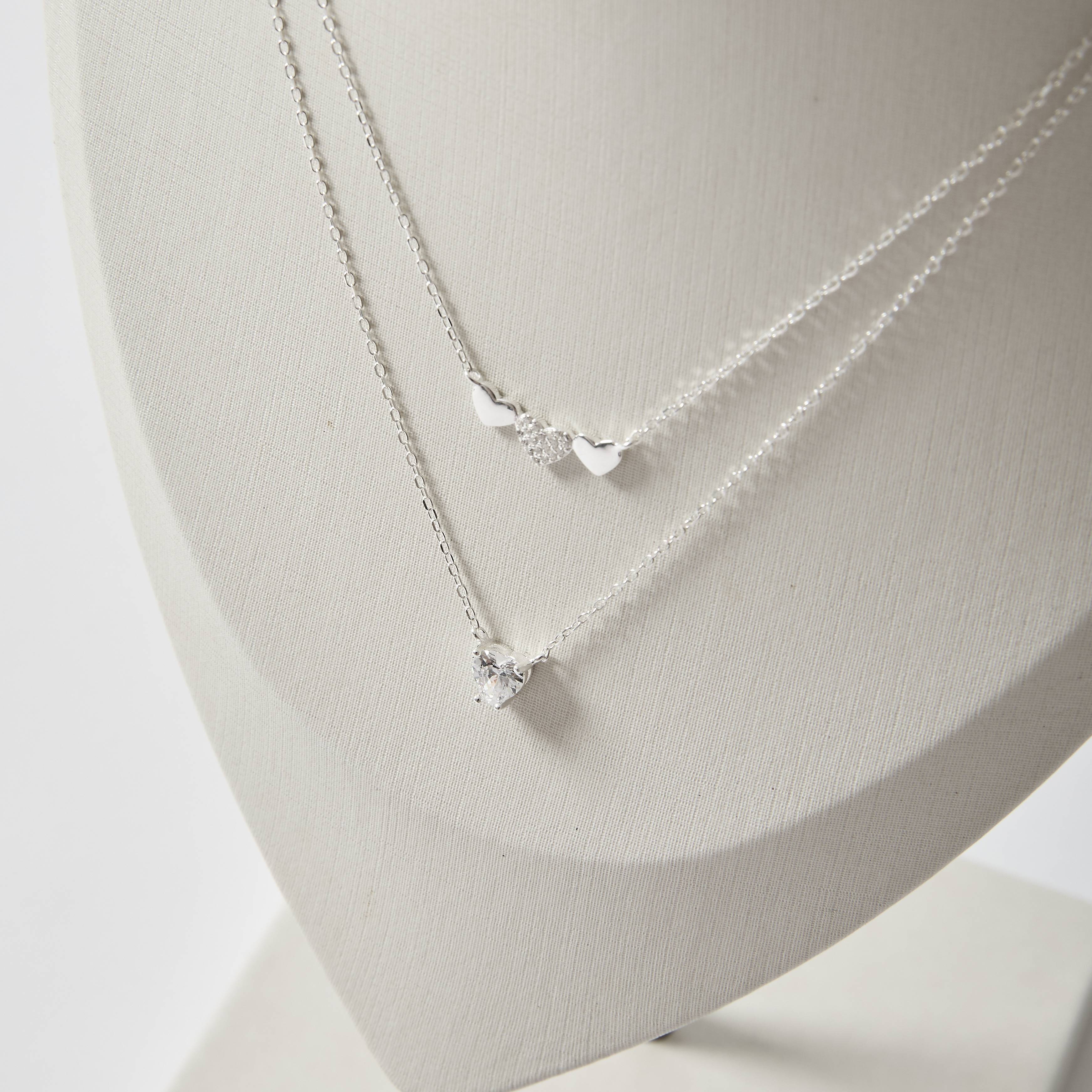 Imagem Colar duplo 3 corações liso e cravejado 40cm e zircônia coração 6mm 45+5cm