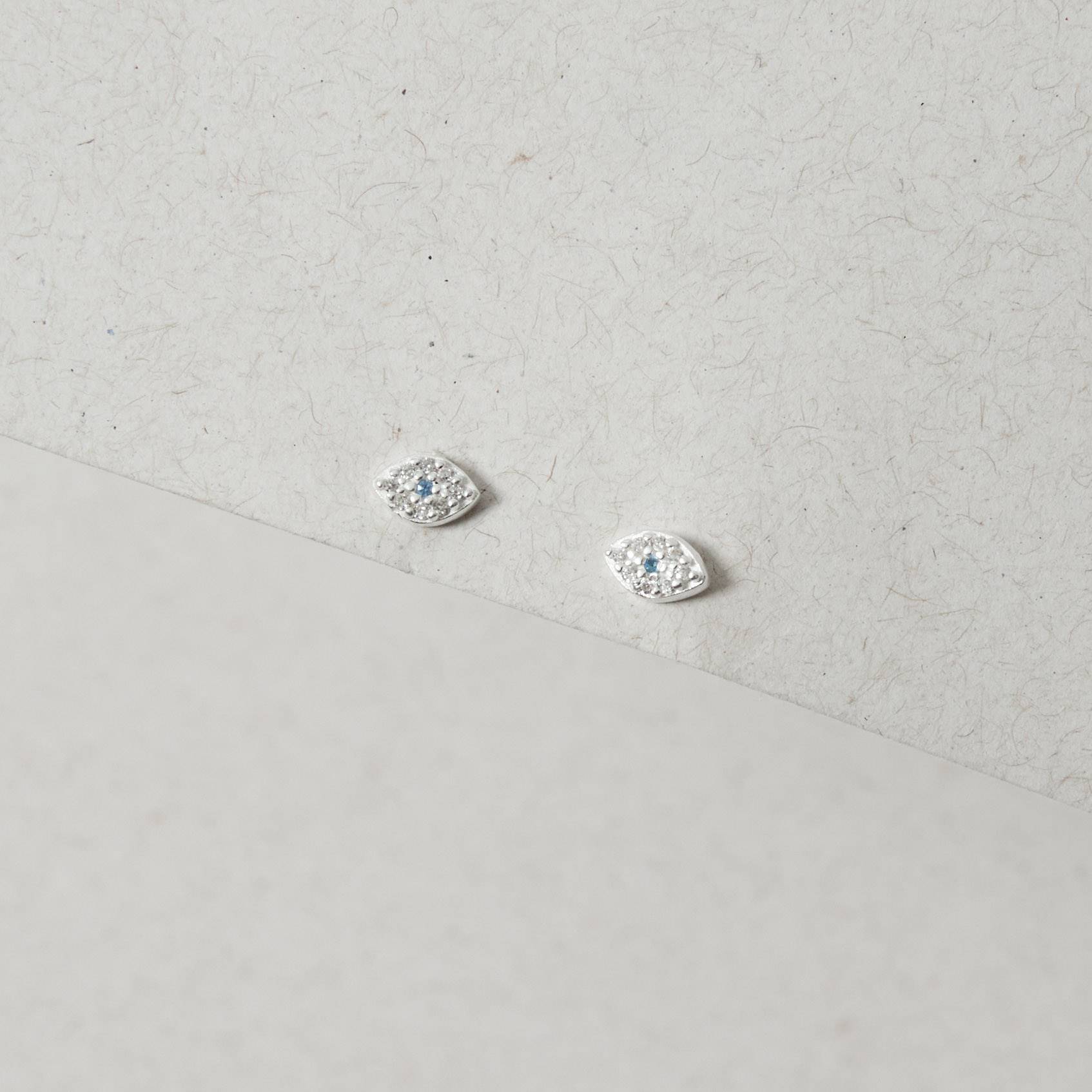 Brinco infantil olho cravejado 6mm tarraxa baby