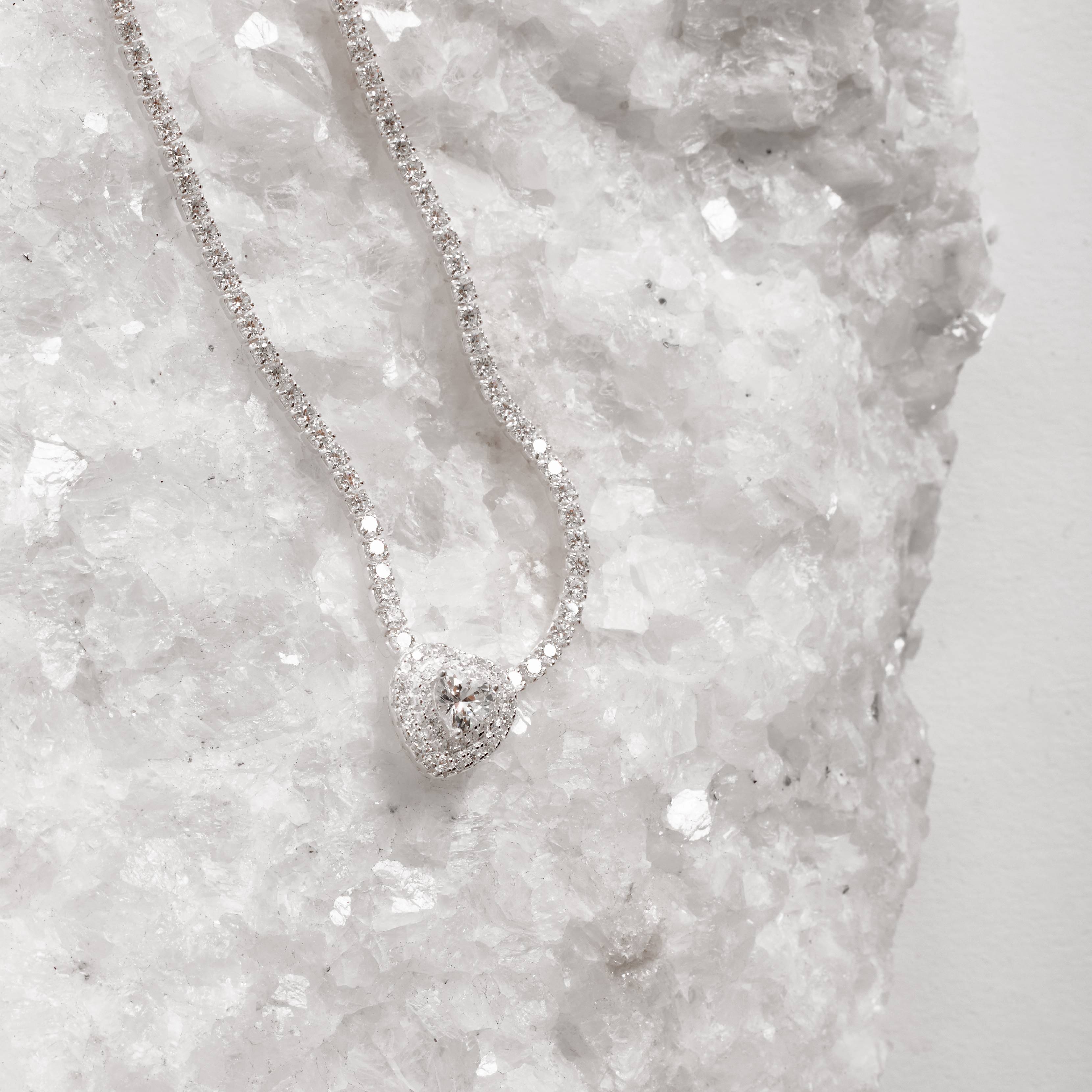 Imagem Secundária Colar Riviera 2.0 entremeio zircônia coração com cravejado 11mm 40+5cm