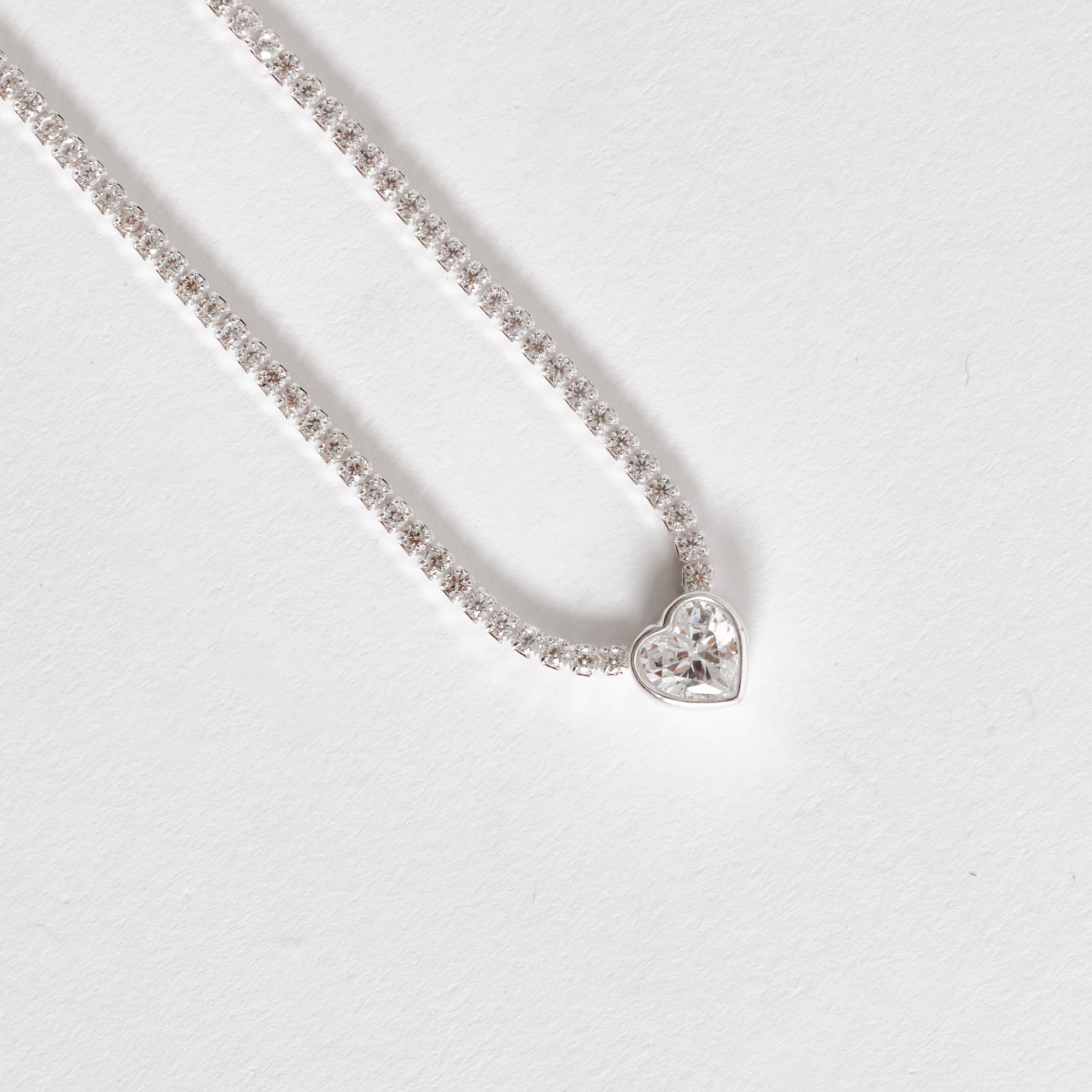 Imagem Colar Riviera 1.9 com zircônia coração 7mm 40+5cm