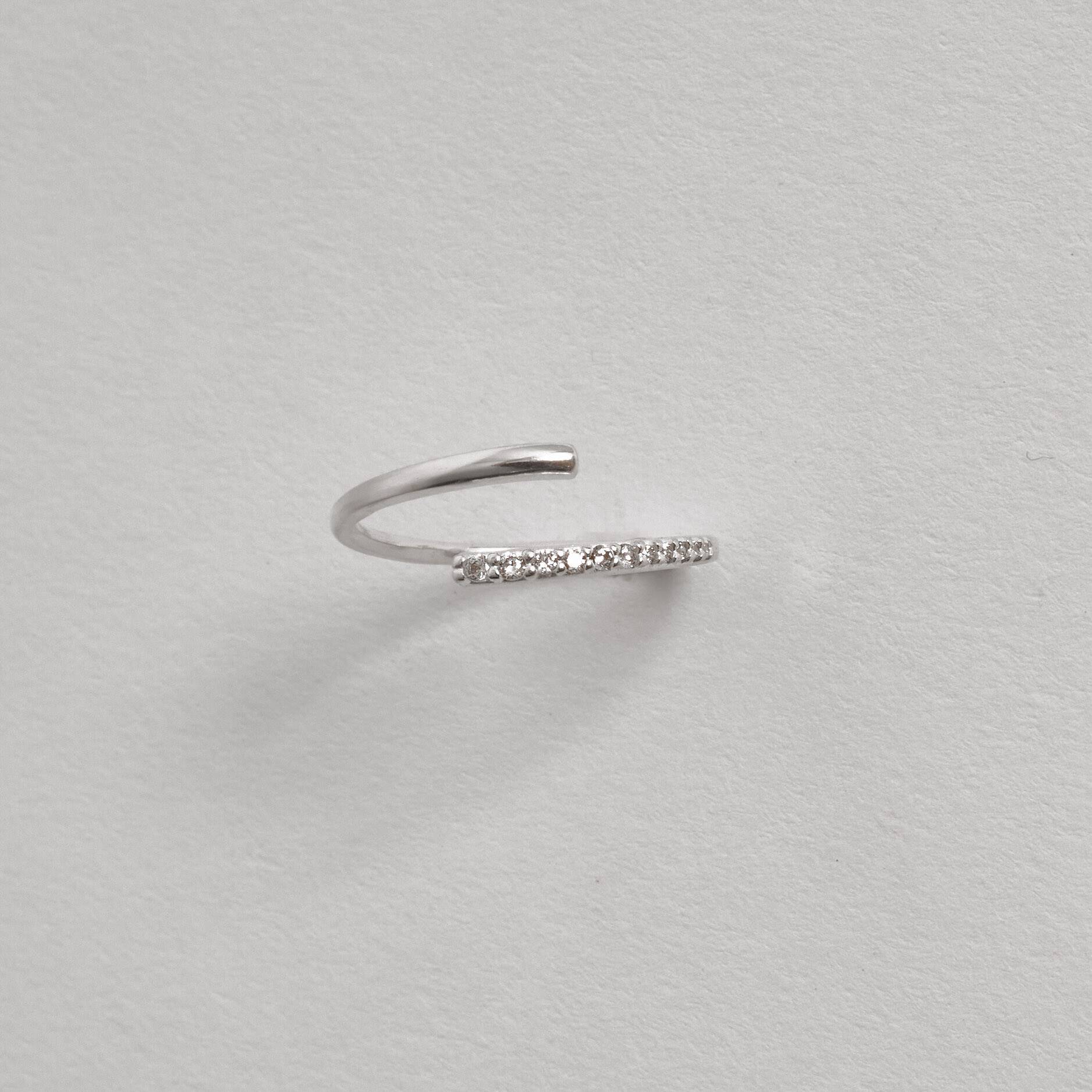 Imagem Anel fio liso e cravejado regulável G