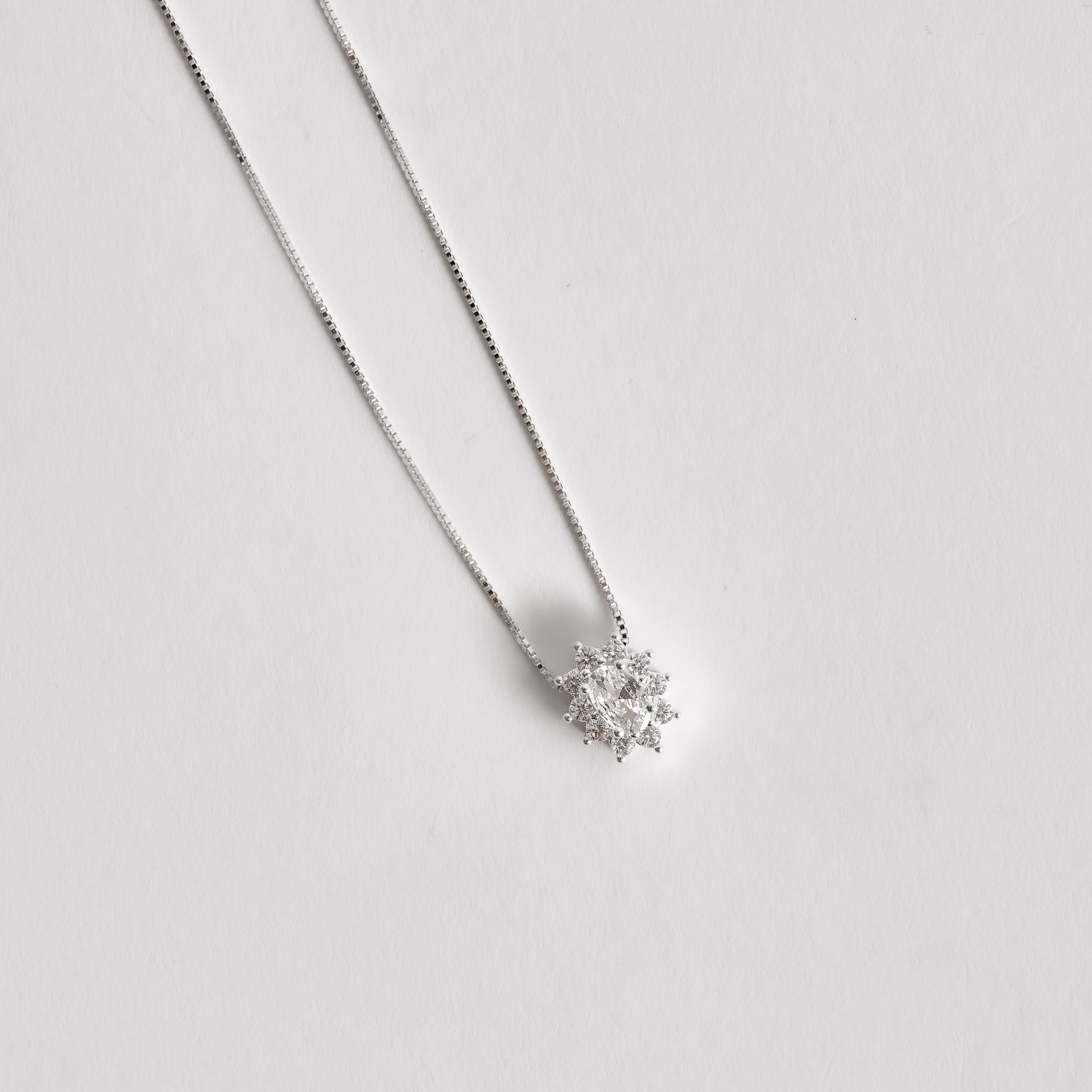 Imagem Colar zircônia oval com cravejado 11mm 45cm