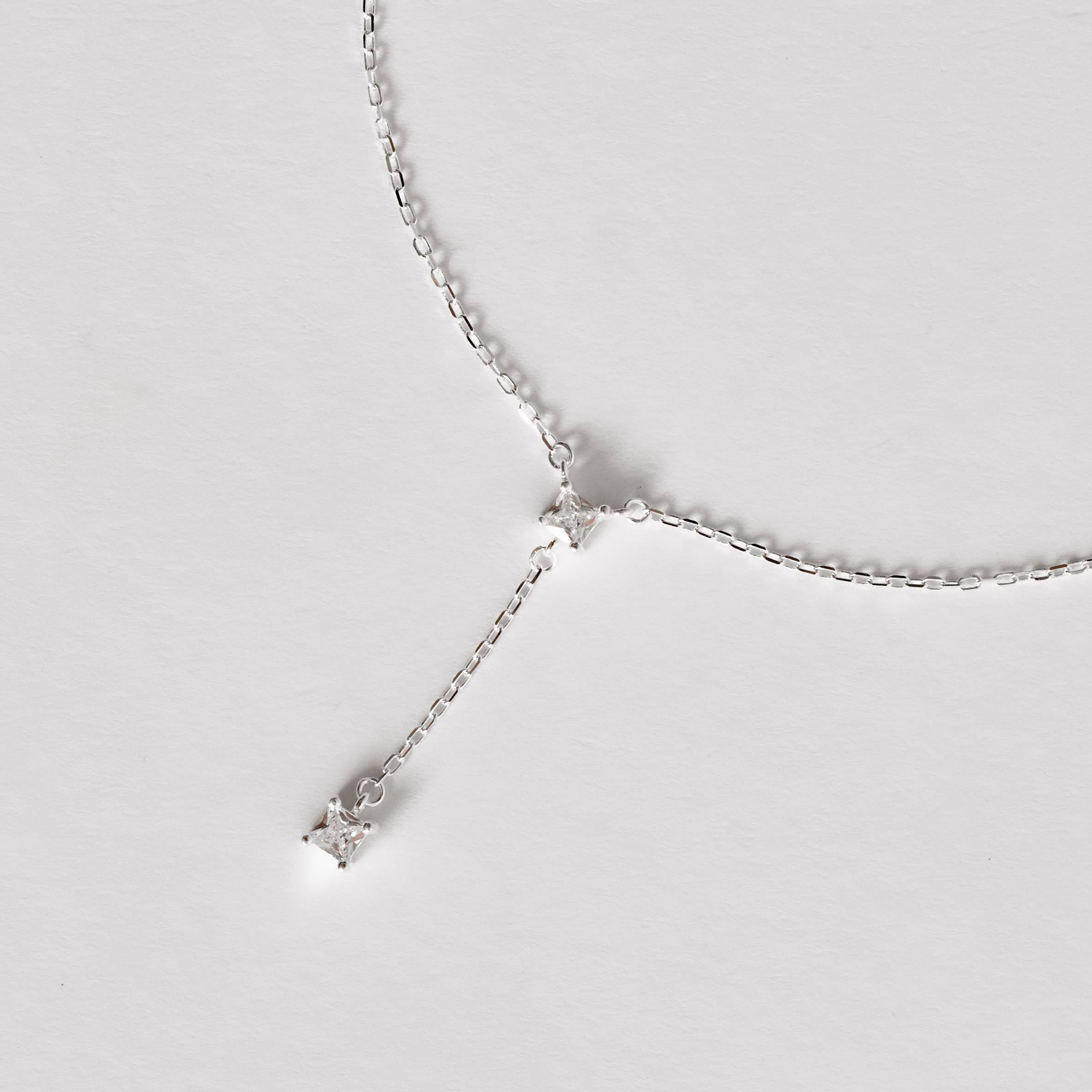 Imagem Gravatinha zircônias quadrada 3mm corrente cadeado 40+5cm