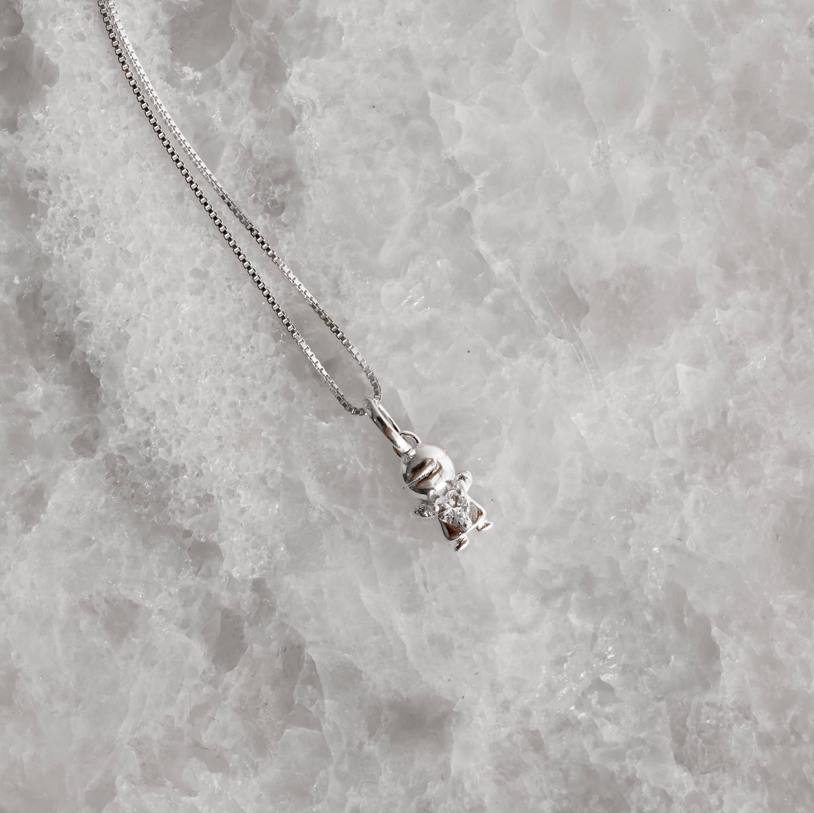 Imagem Colar pingente menino com zircônia coração 9mm 40cm