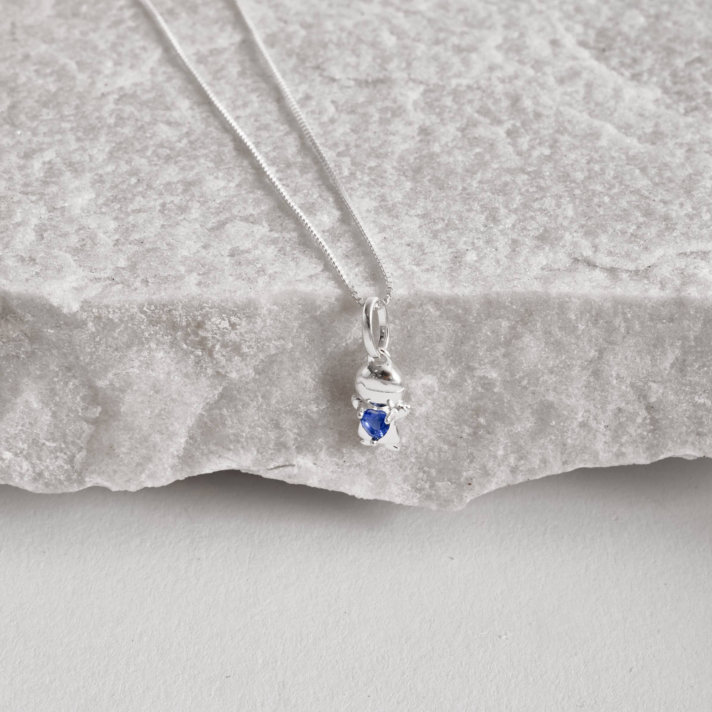 Imagem Colar pingente menino com zircônia coração azul 9mm 40cm