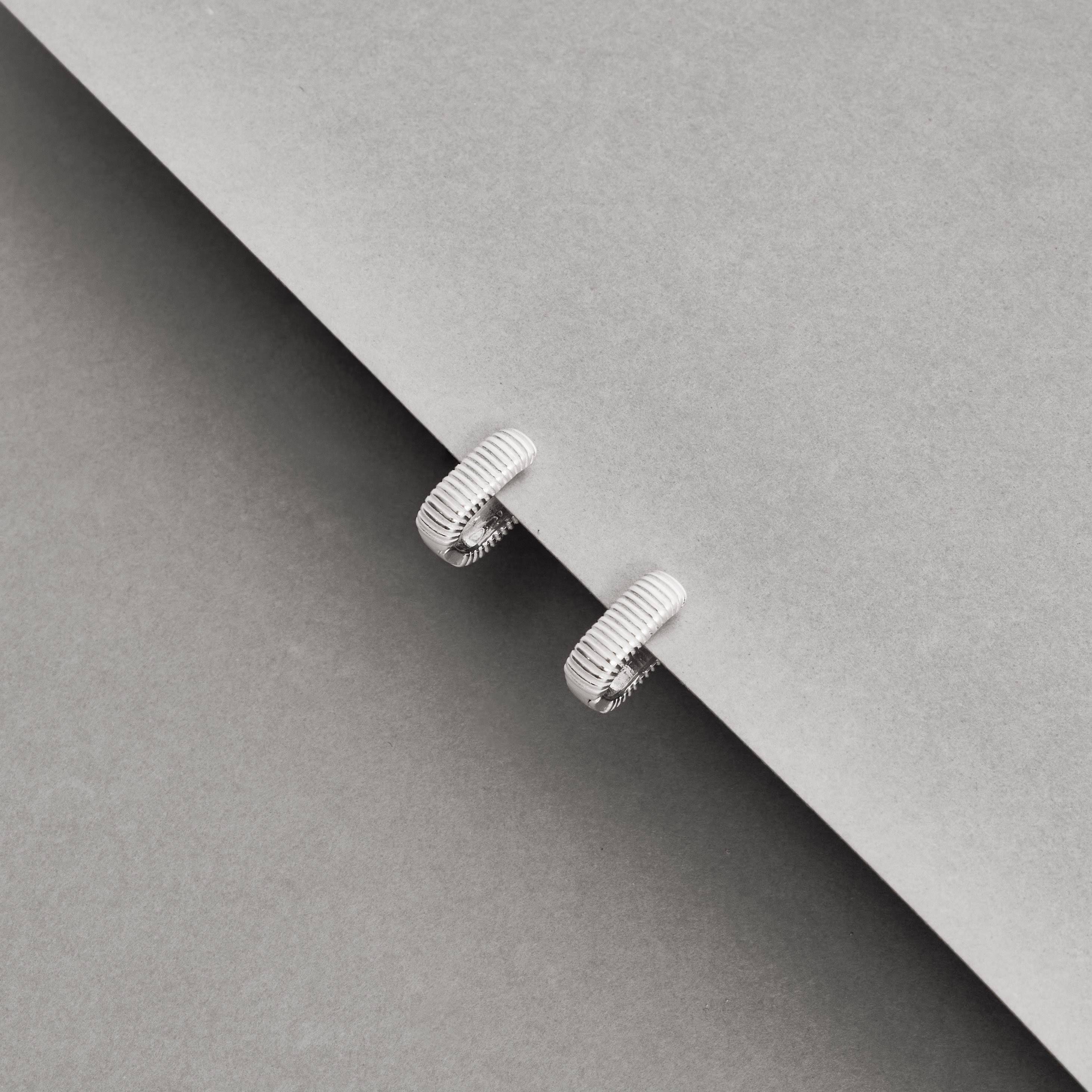 Imagem Argola click oval riscada 13mm