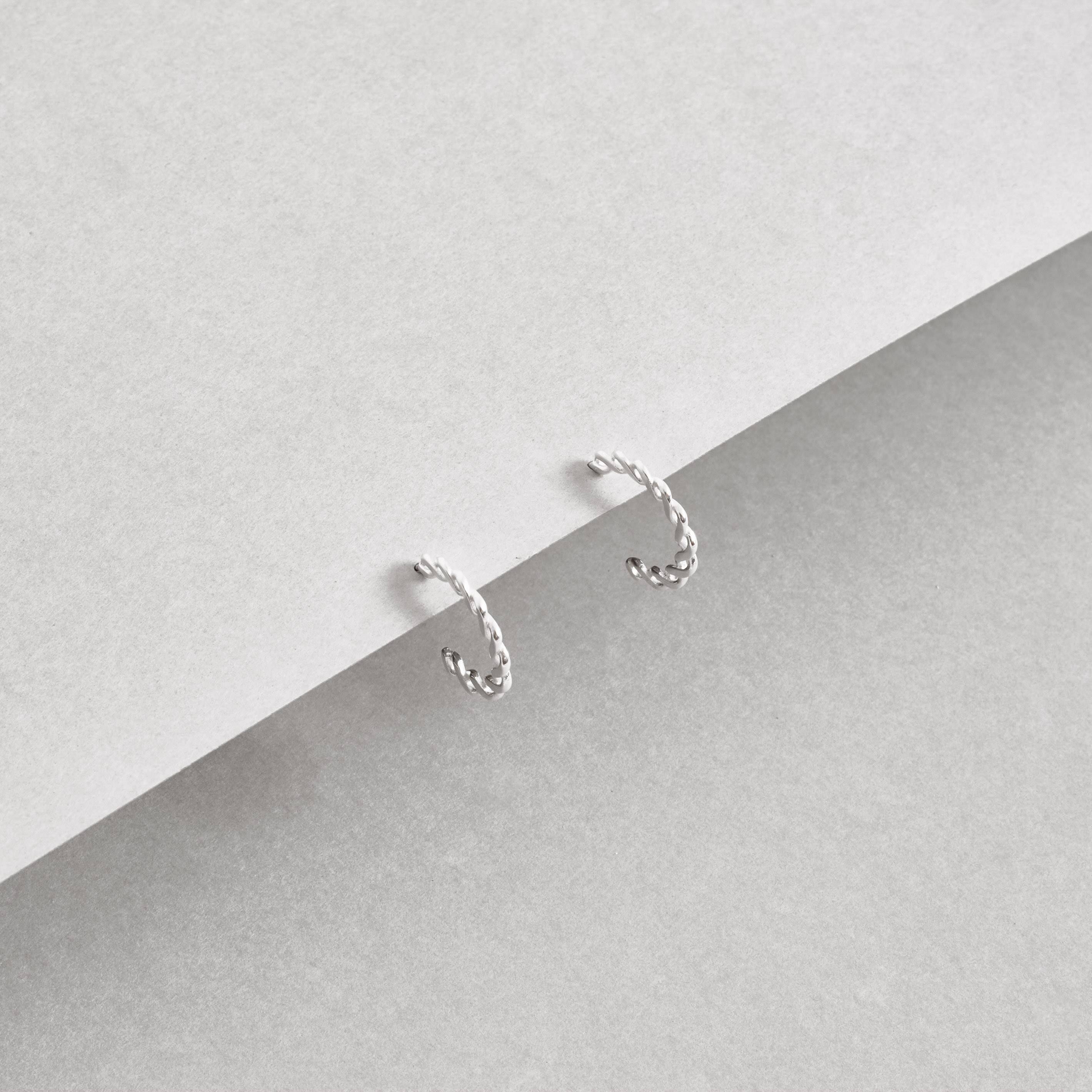 Imagem Argola trançada 15mm tarraxa