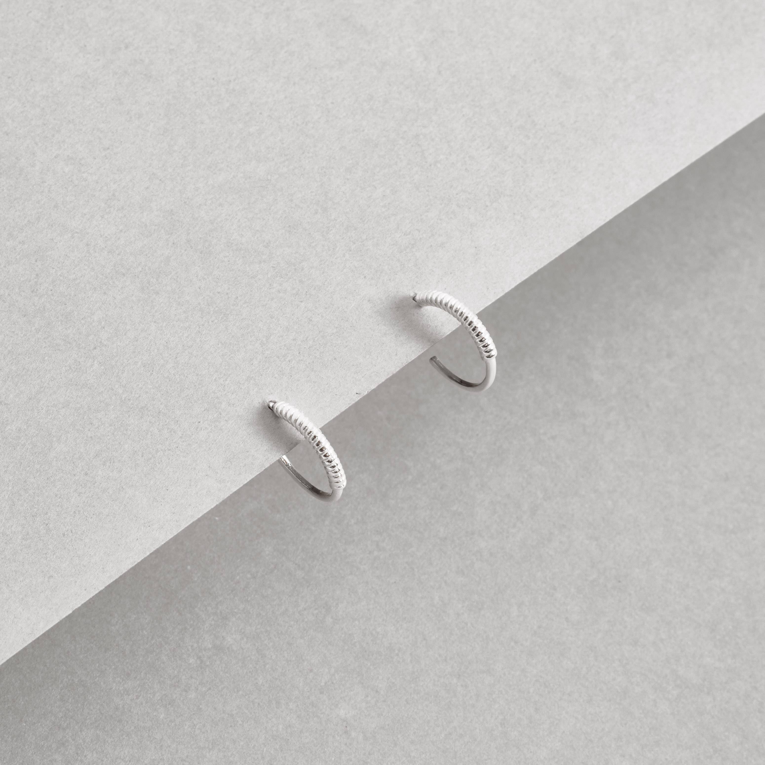 Imagem Argola detalhe mola 13mm tarraxa