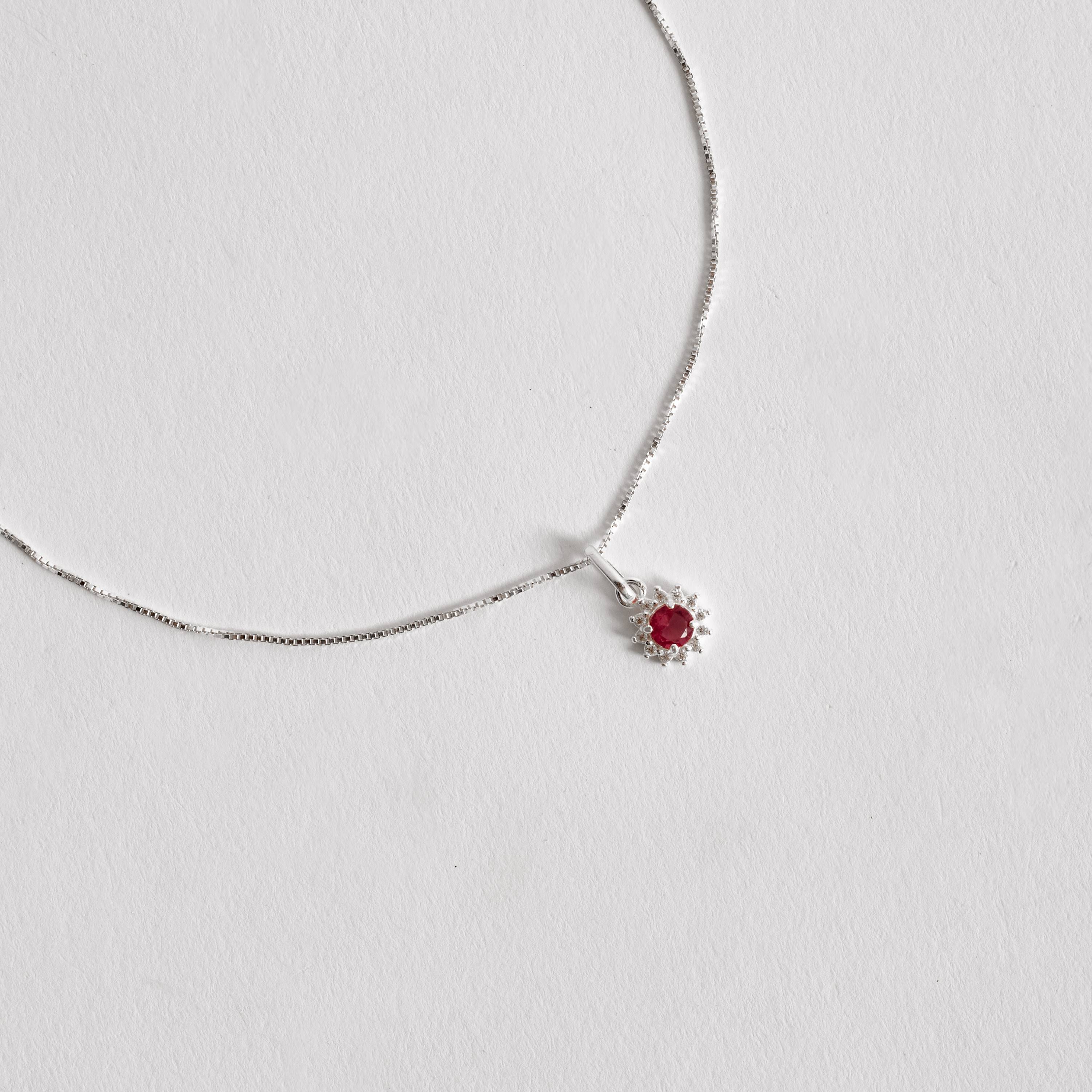 Imagem Secundária Colar pingente zircônia redonda cereja com cravejado 7mm 45cm