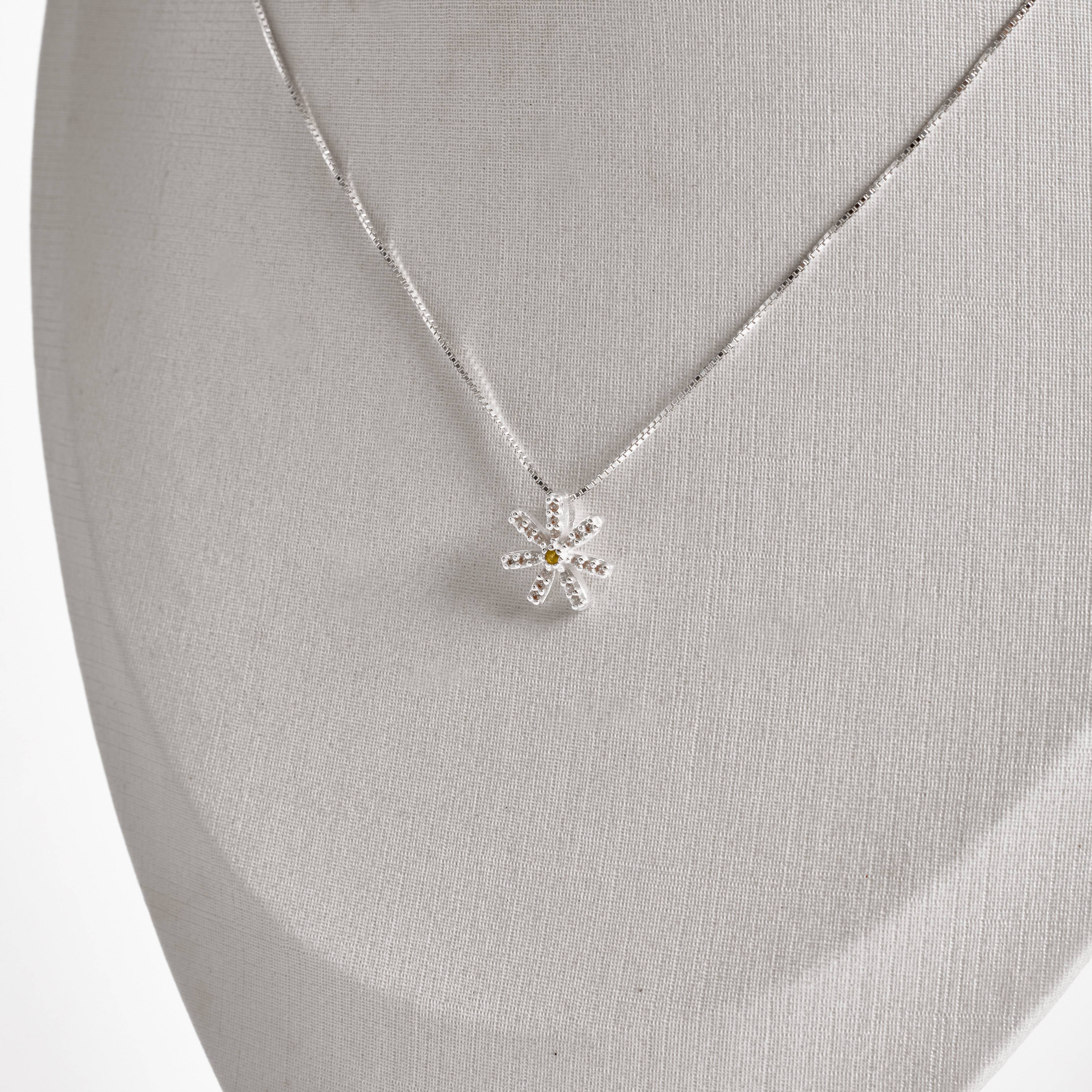 Imagem Colar margarida cravejada 11mm 45cm