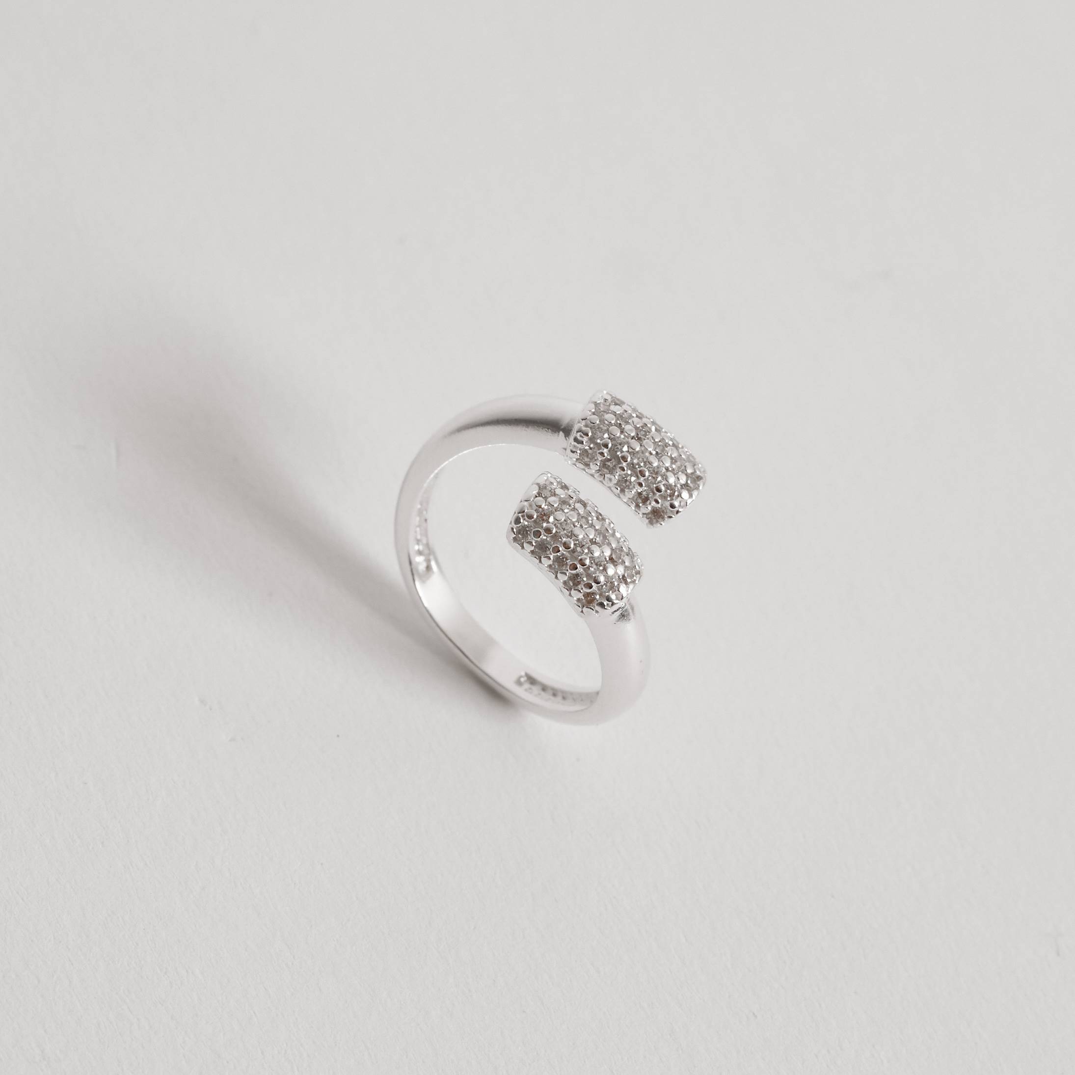 Imagem Anel pontas cravejadas regulável P