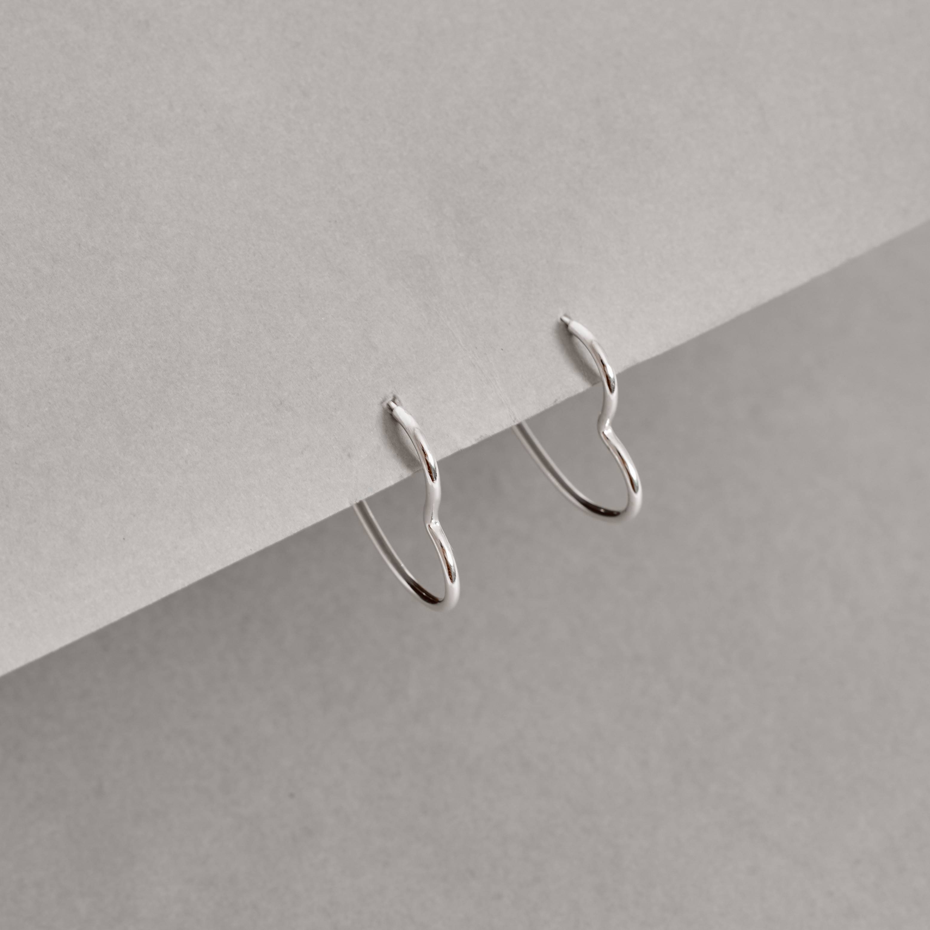 Imagem Secundária Argola coração 23mm fio redondo