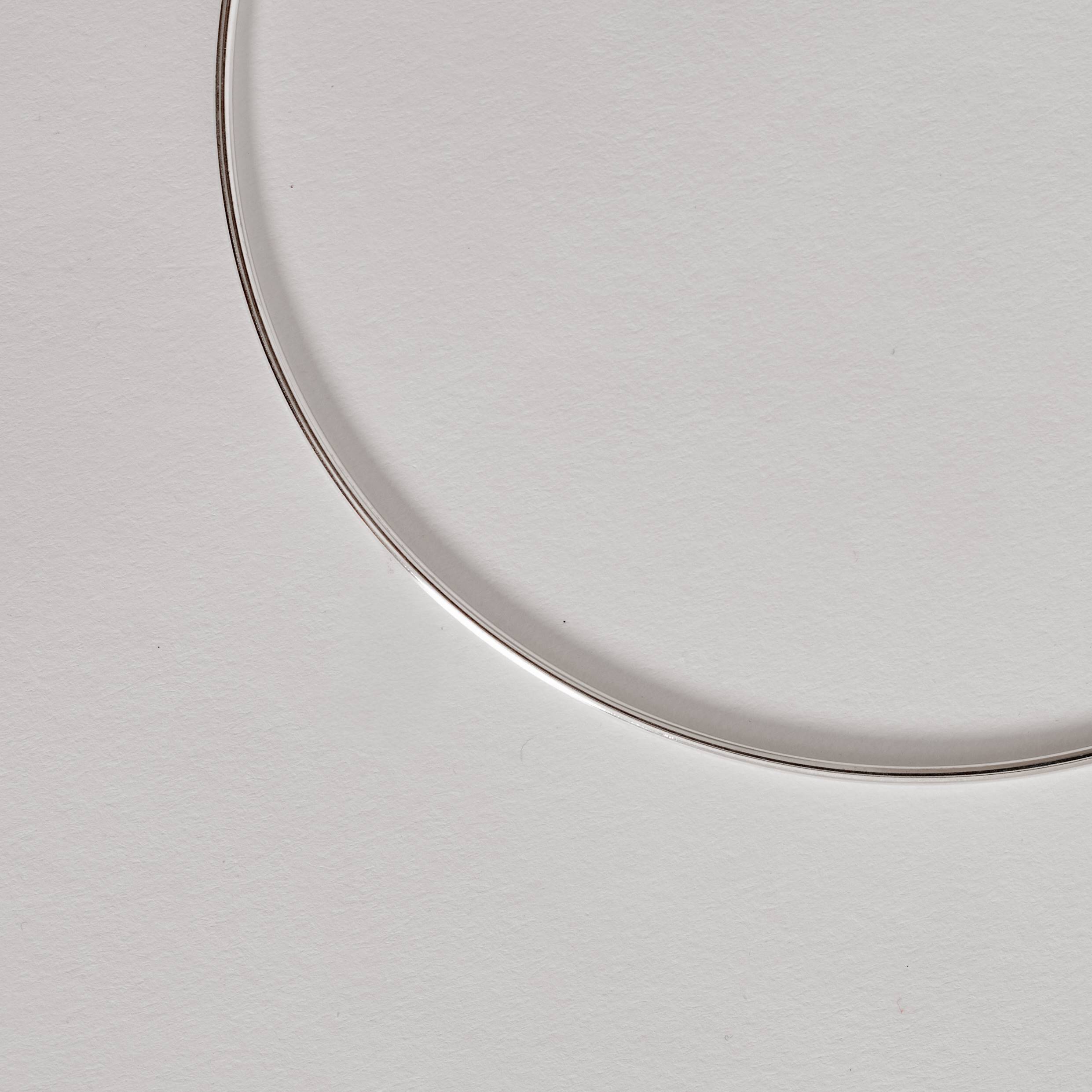 Imagem Secundária Colar aro fio redondo com fecho