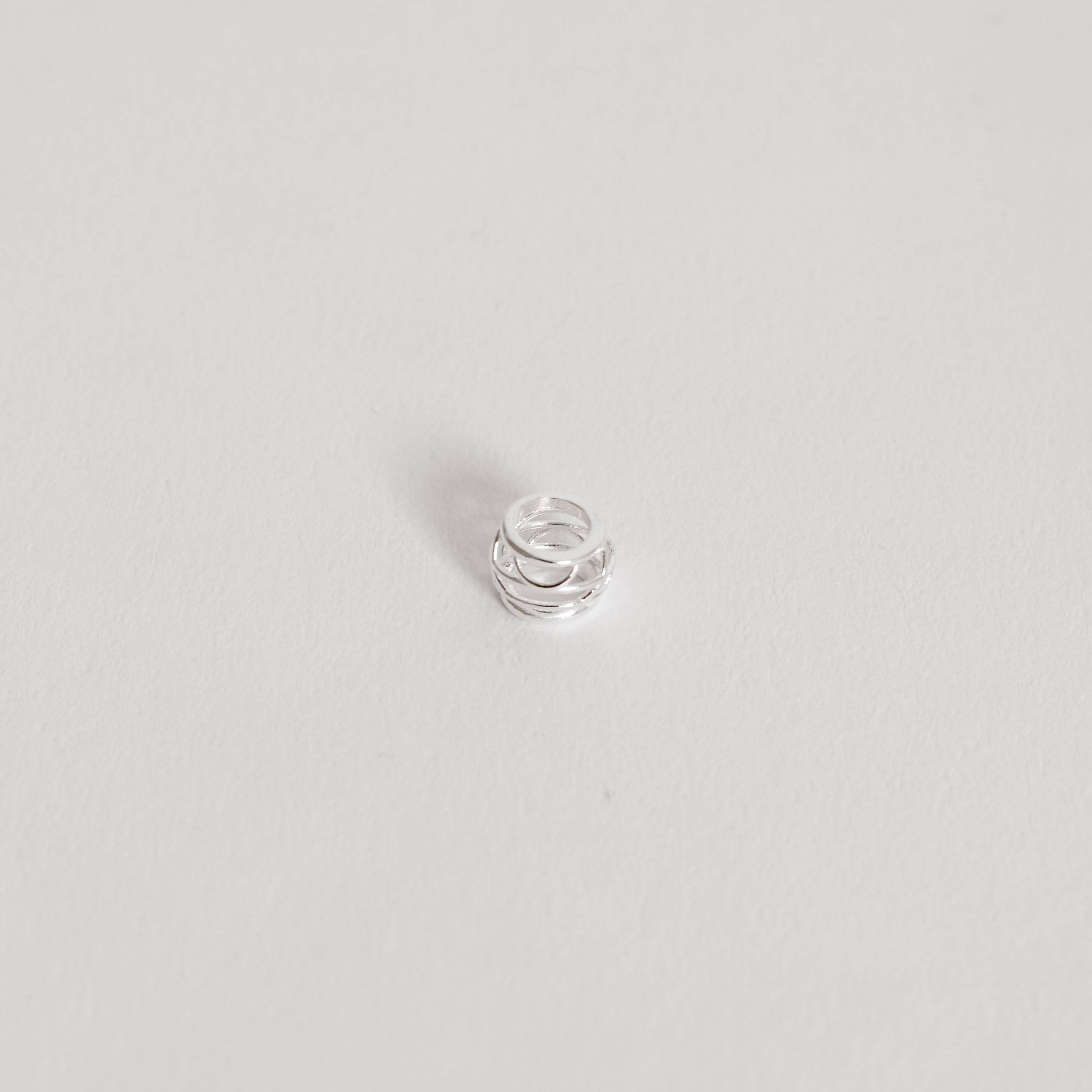 Berloque separador vazado 7mm