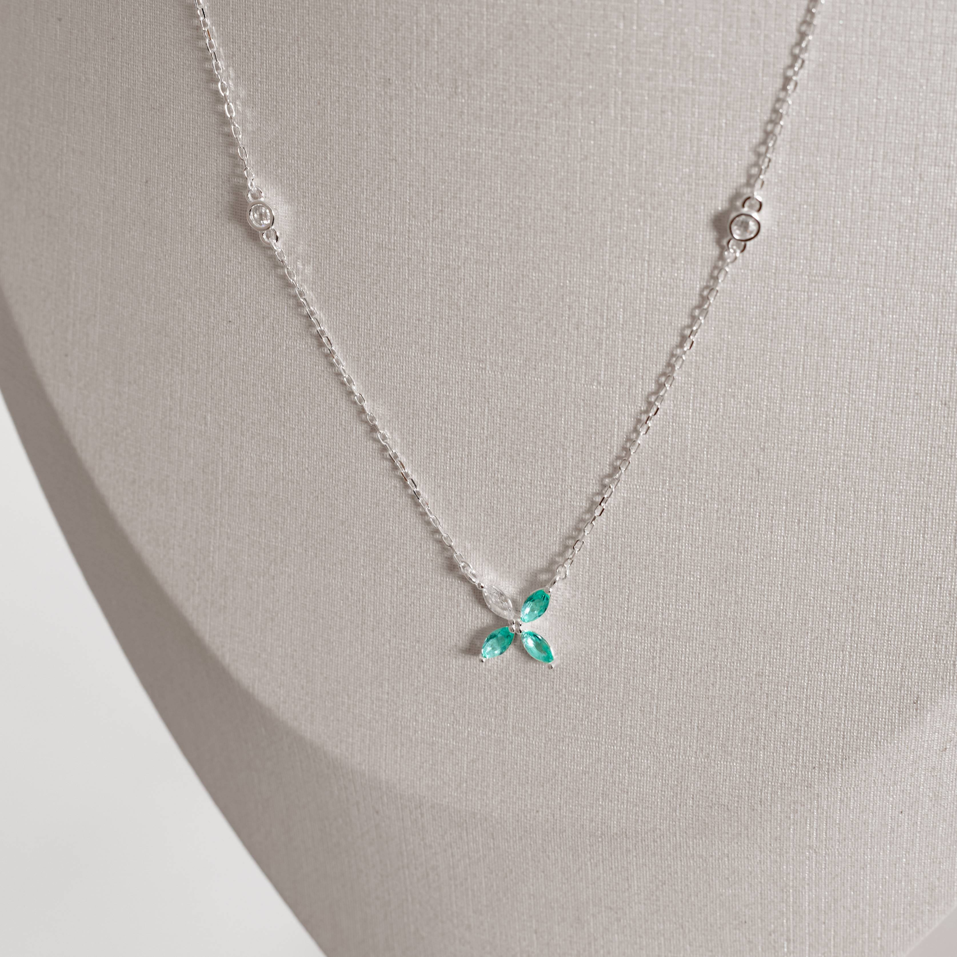 Imagem Colar entremeios zircônias e flor cristal e turmalina 9mm corrente cadeado 40+5cm