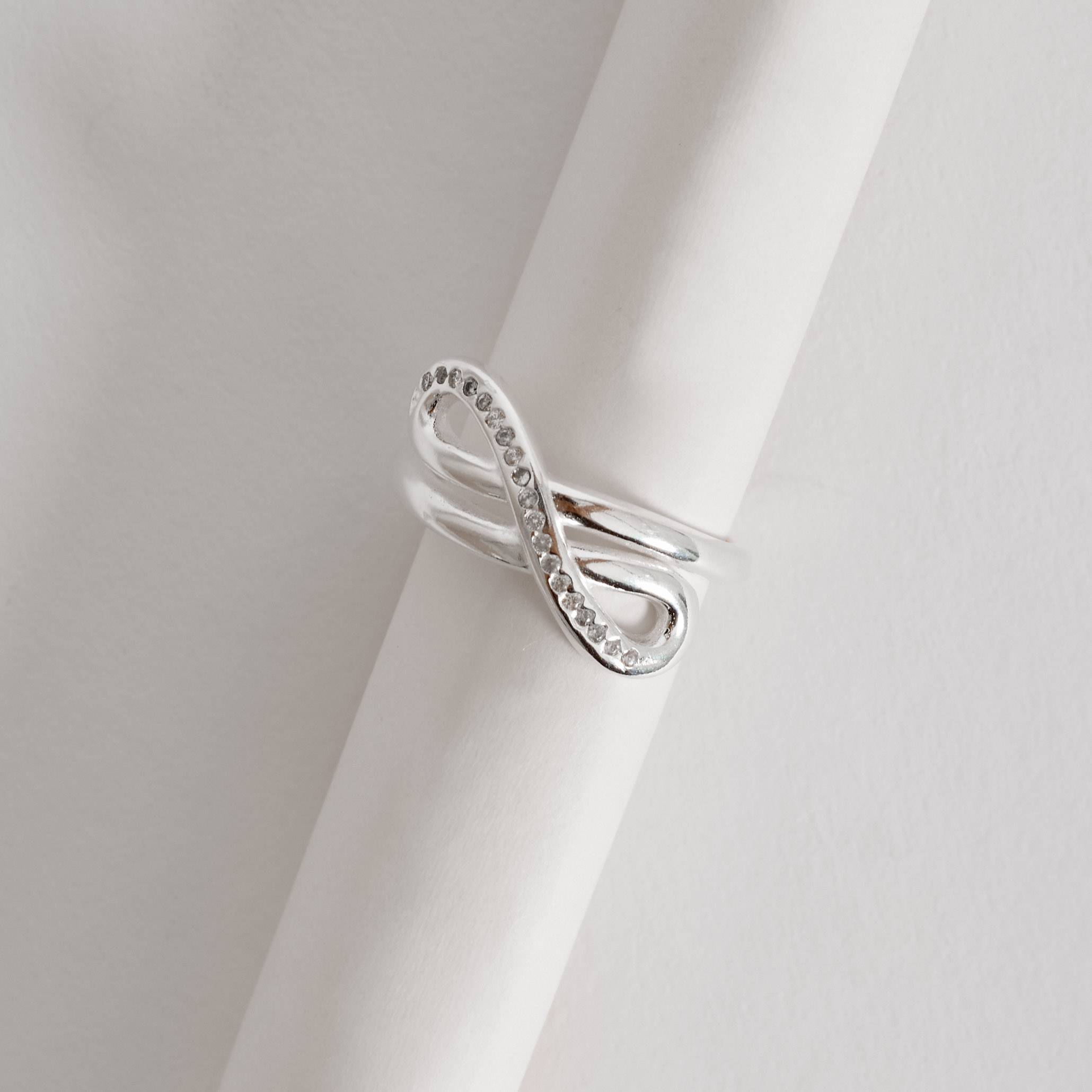 Imagem Anel infinito cravejado 2 fios