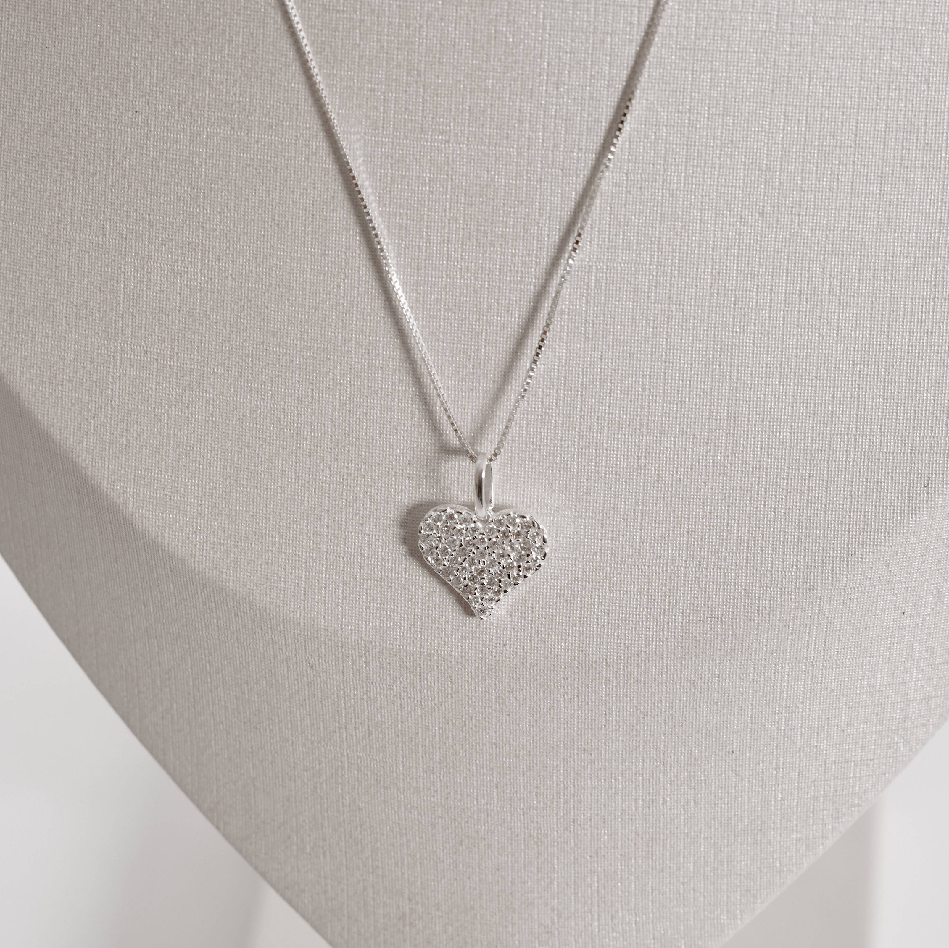 Imagem Secundária Colar pingente coração todo cravejado cristal 13mm 45cm