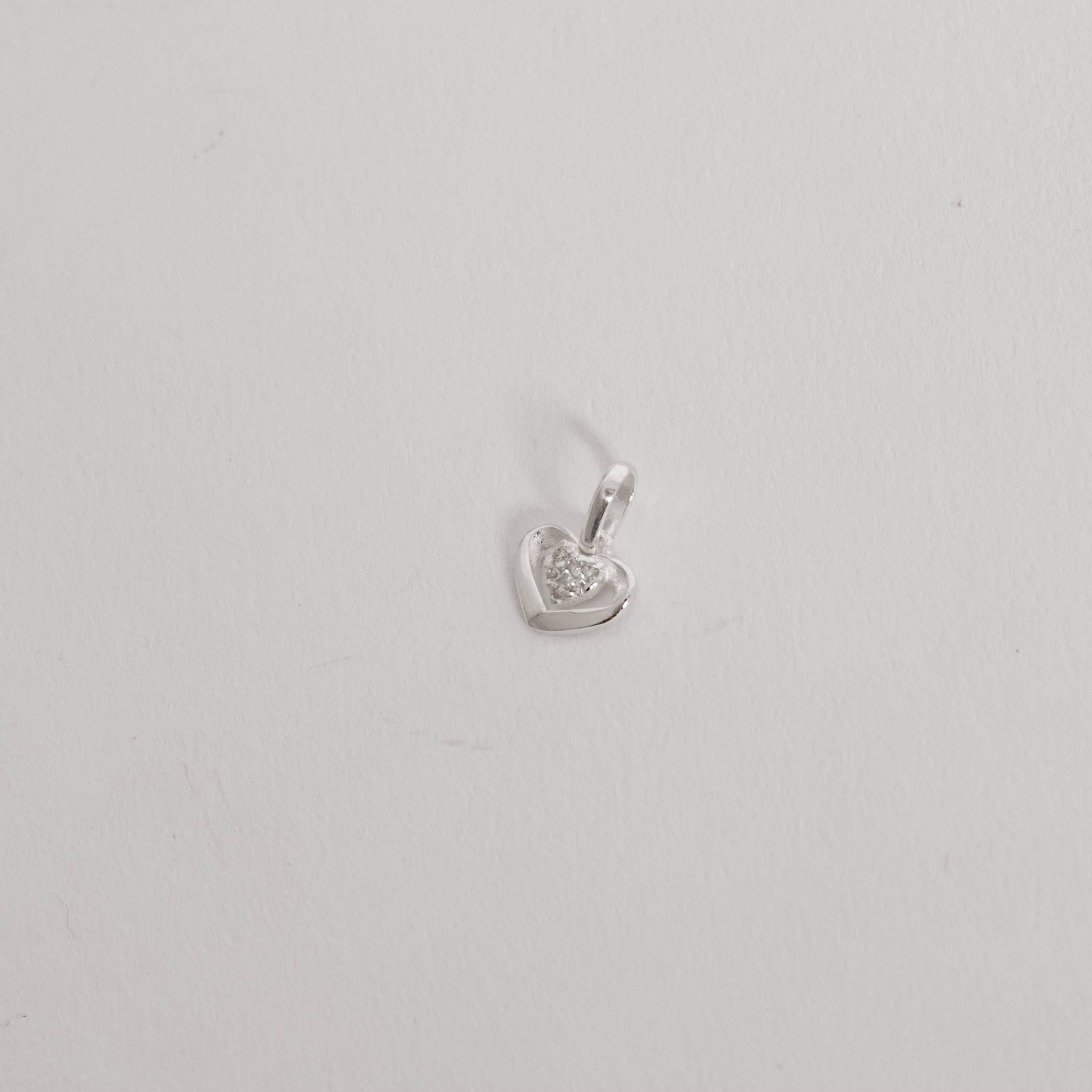 Pingente 2 corações com cravejado 8mm