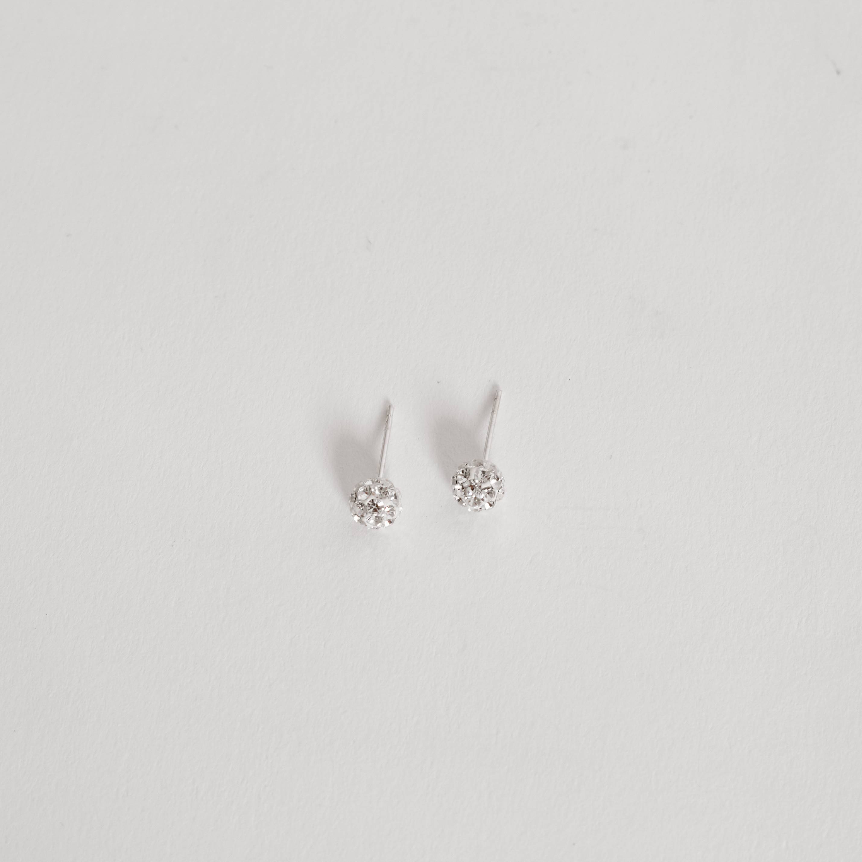 Imagem Brinco bola cravejada 6mm