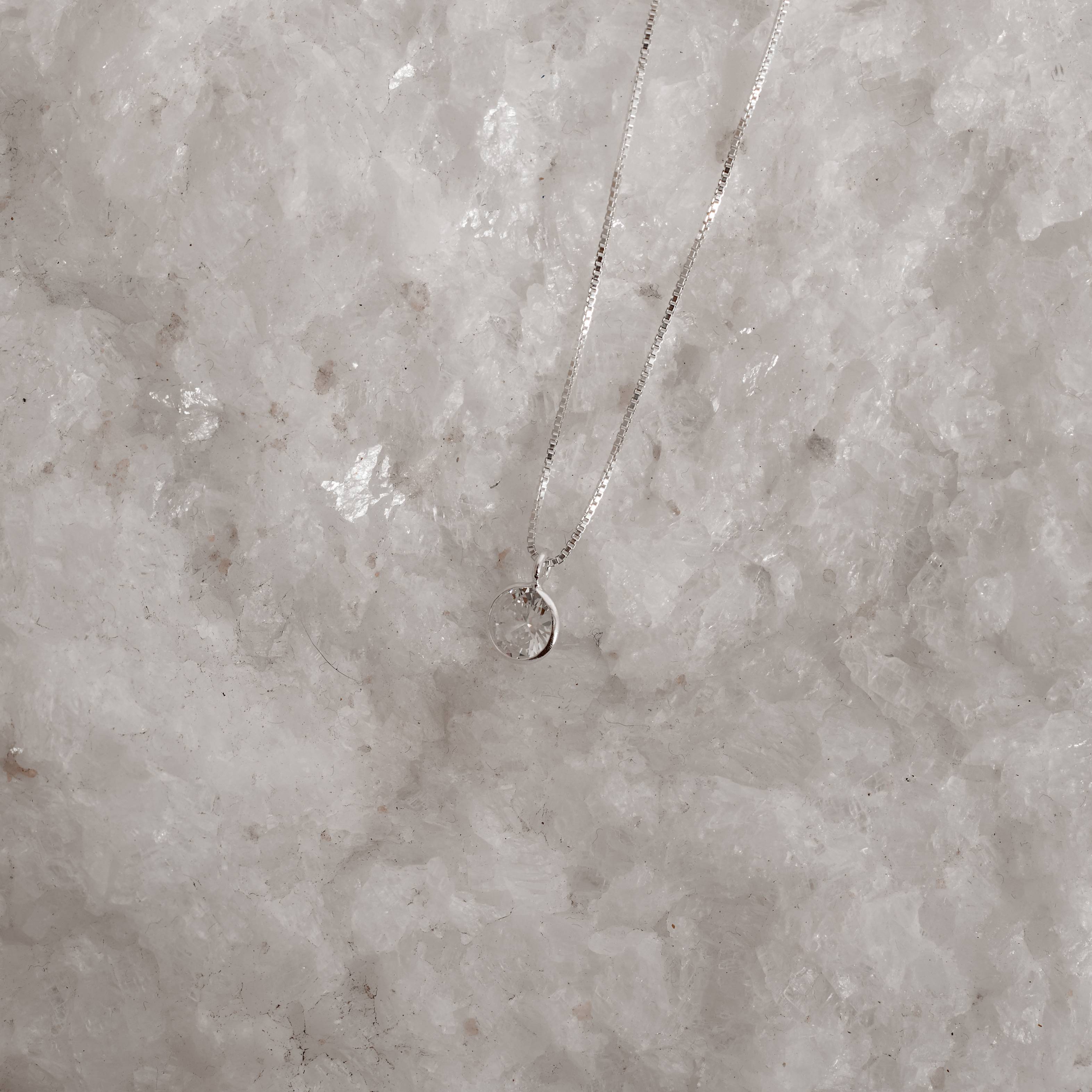 Imagem Secundária Colar zircônia redonda 6mm 45cm