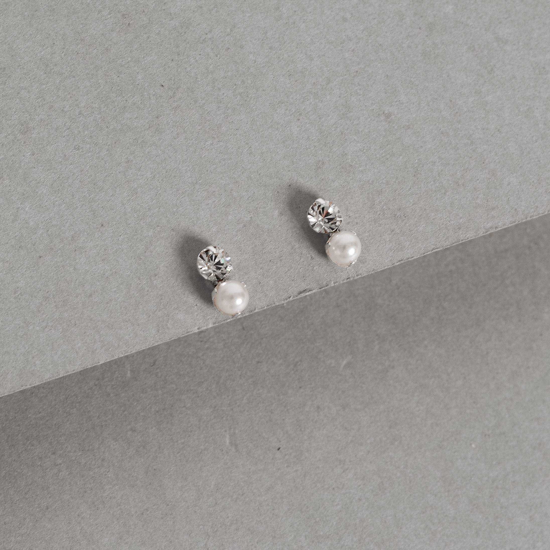 Imagem Secundária Brinco zircônia e pérola 9mm