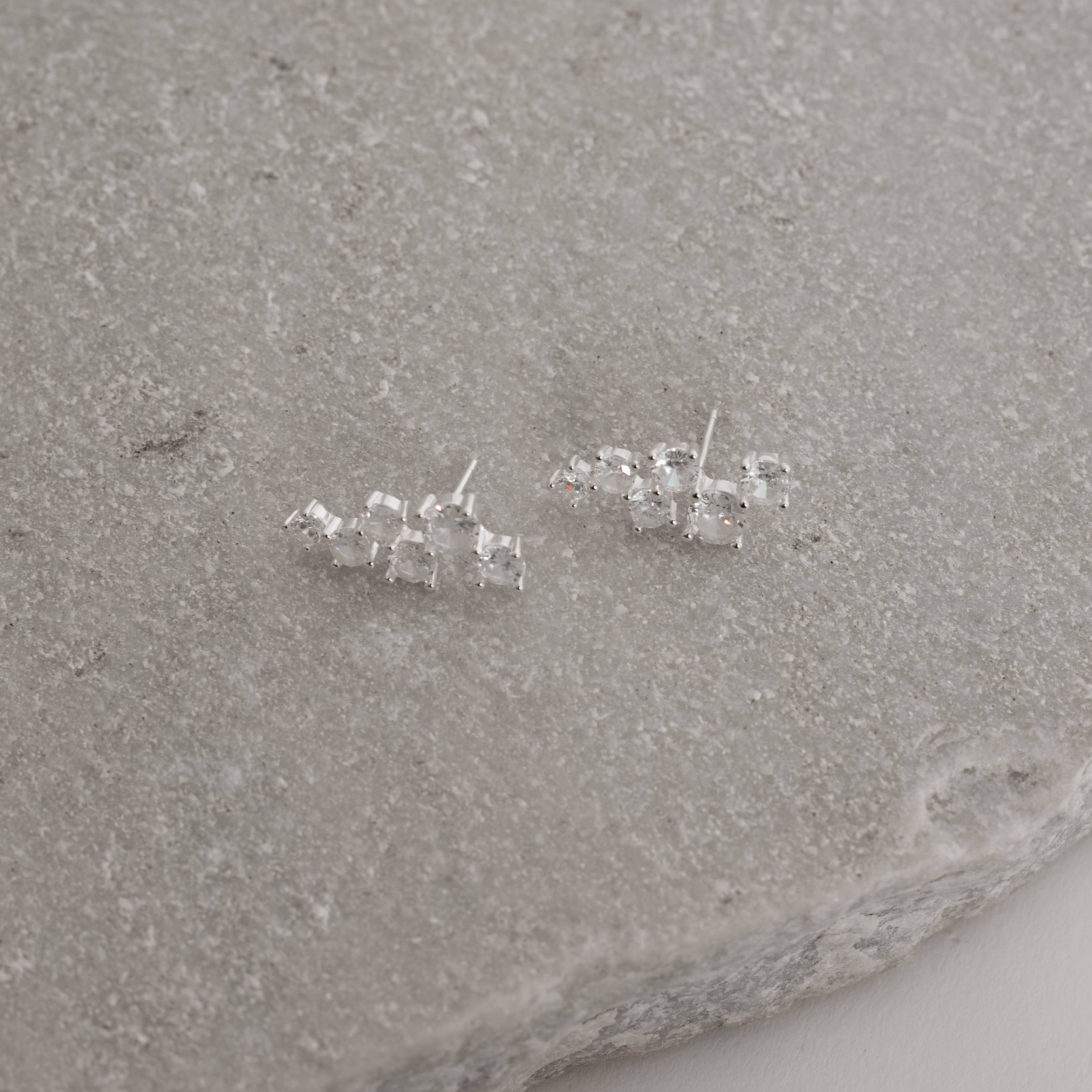 Imagem Secundária Brinco zircônias redondas 21mm