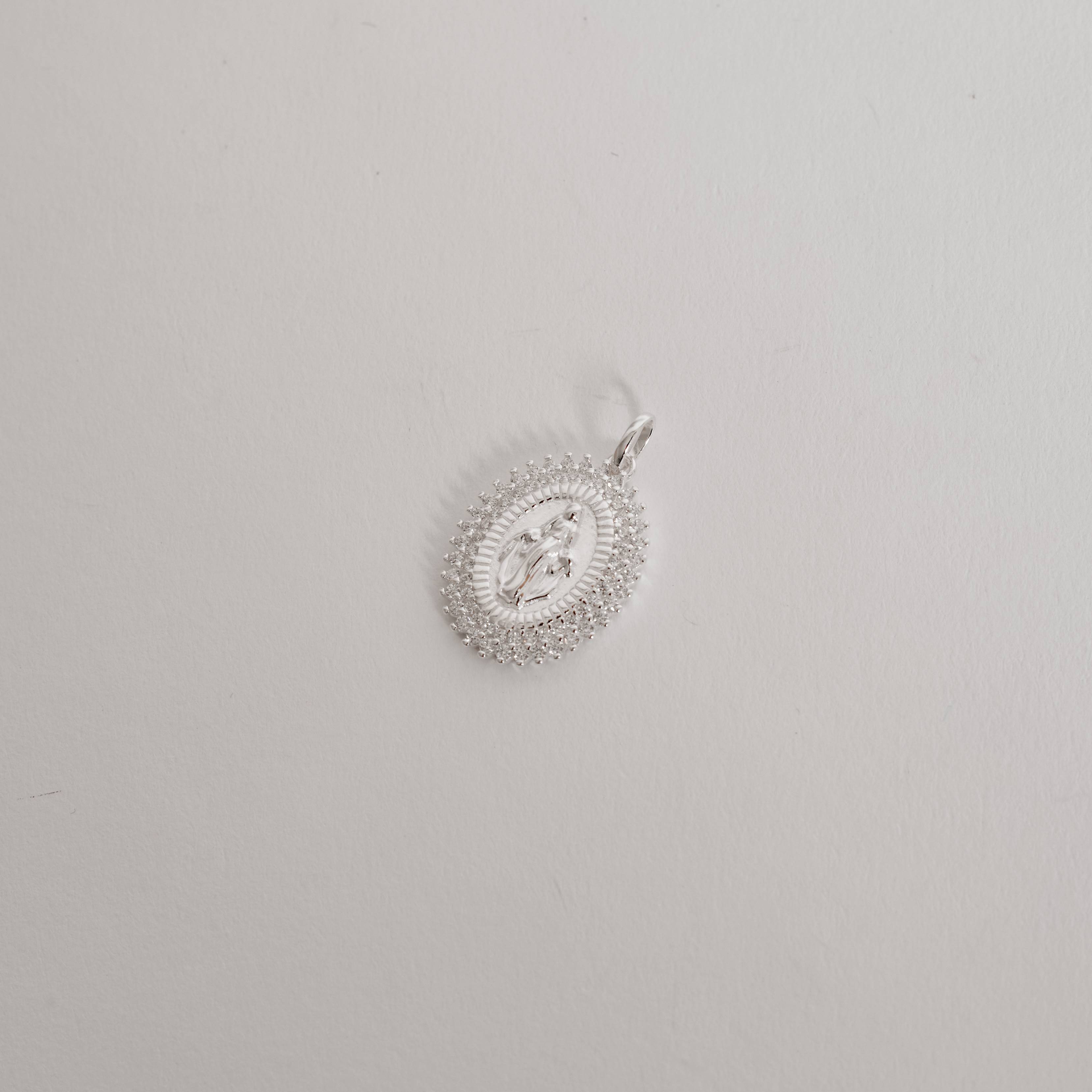 Pingente medalha Nsa. Sra. das Graças borda cravejada 21mm