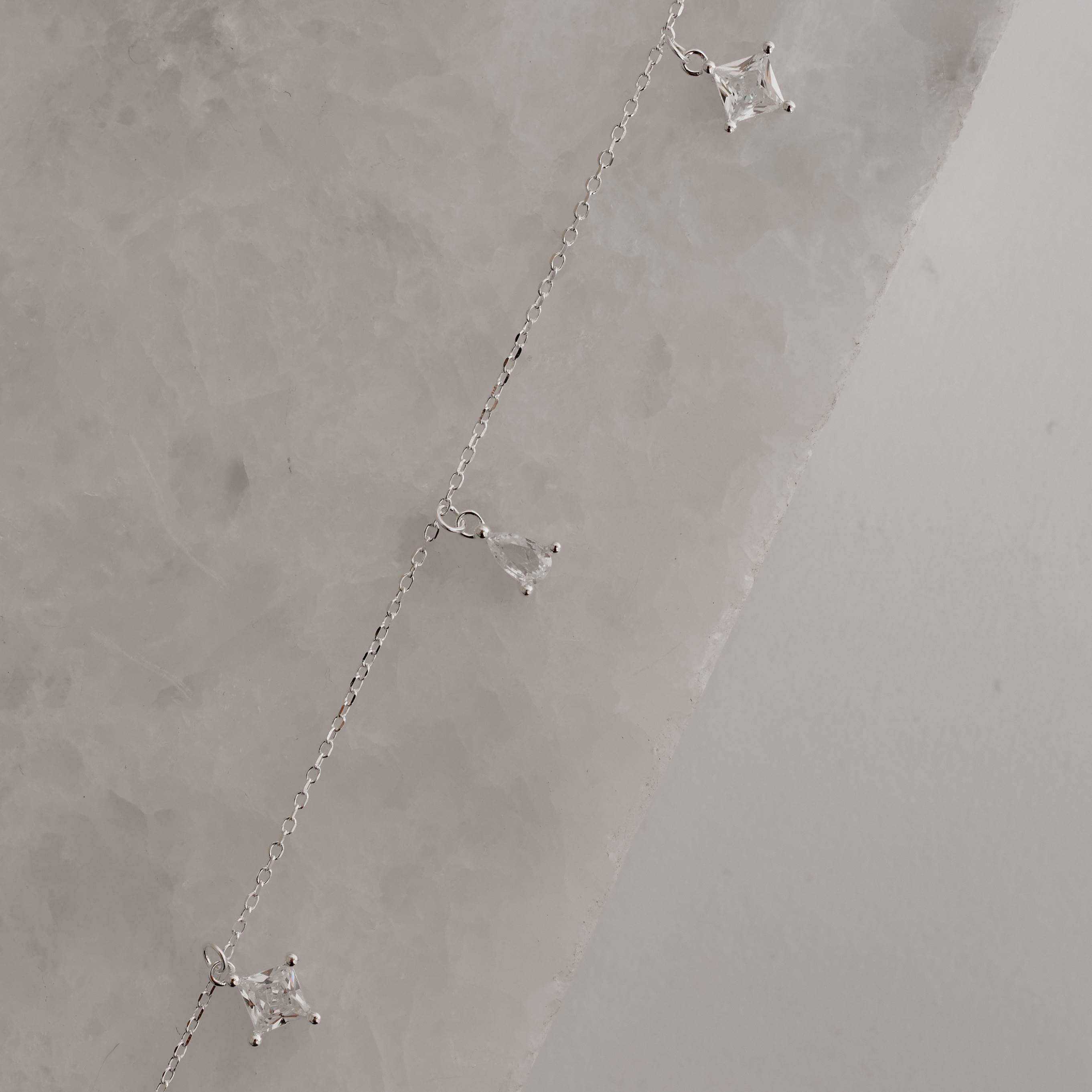 Pulseira pingentes zircônias losango e gota 6mm 16+4cm